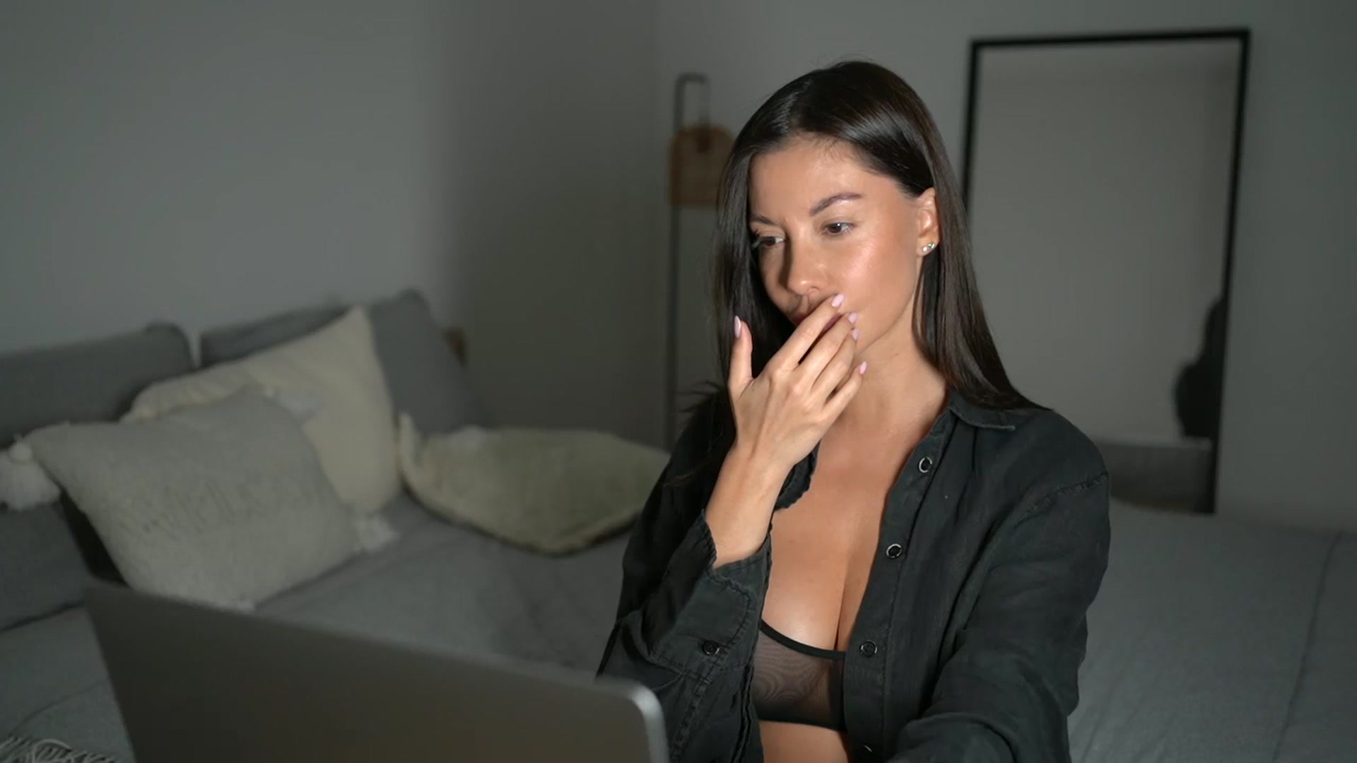 Gallery image thumbnail from Dorothea_'s myfreecams stream on, 02/01/2026, 22:58 image 15 of 20