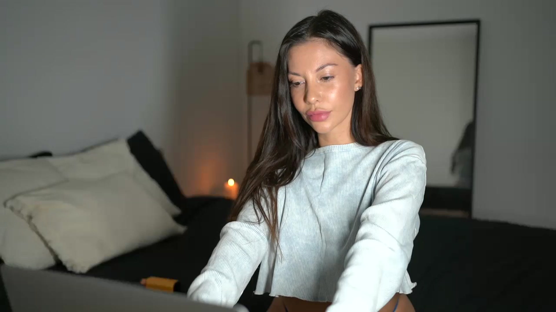 Gallery image thumbnail from Dorothea_'s myfreecams stream on, 03/04/2026, 22:16 image 19 of 20
