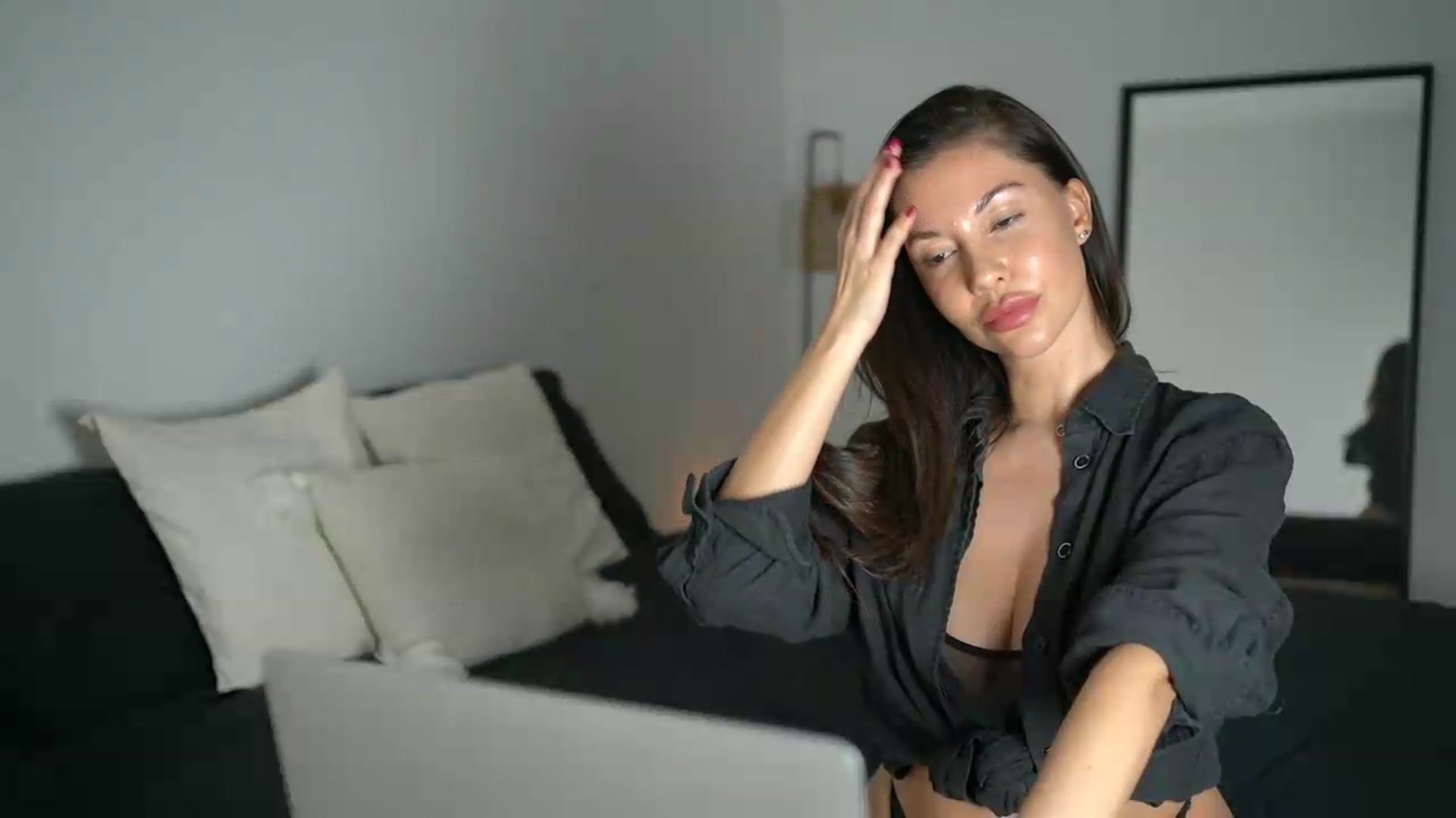 Gallery image thumbnail from Dorothea_'s myfreecams stream on, 05/19/2026, 21:42 image 6 of 20