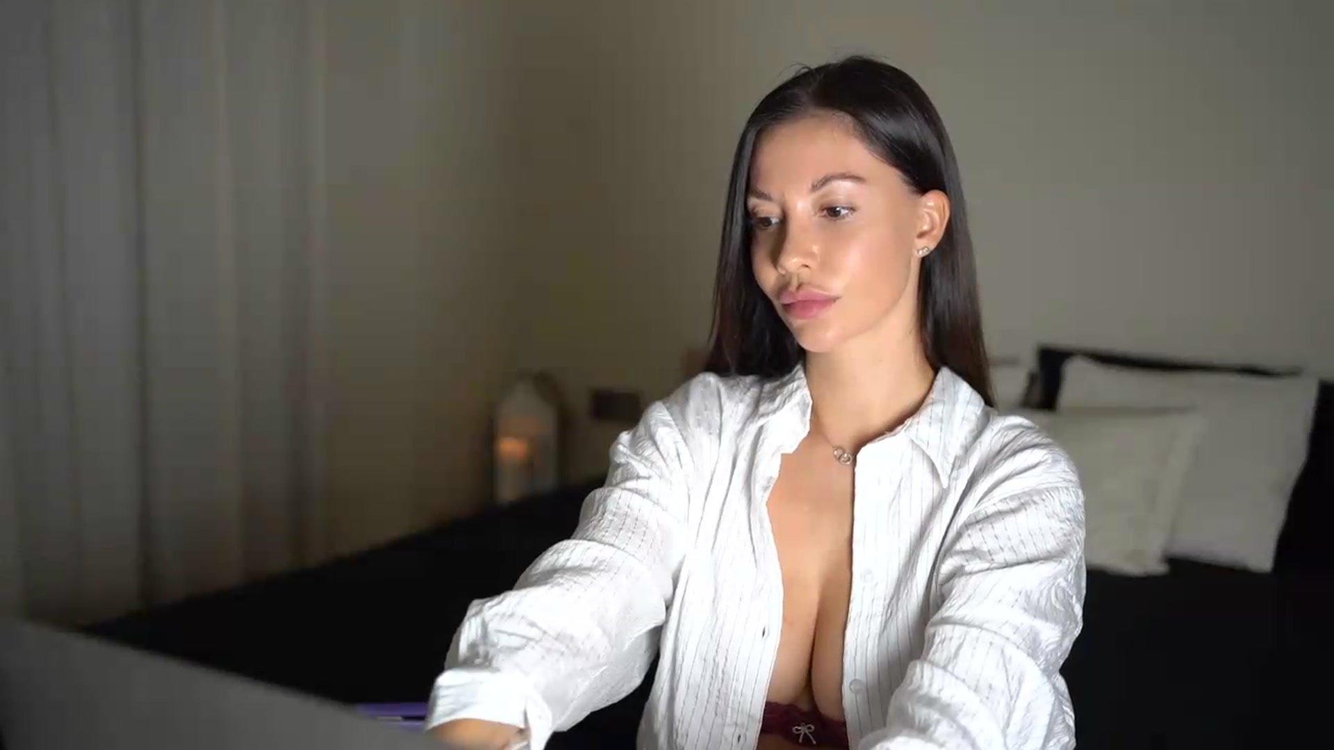 Gallery image thumbnail from Dorothea_'s myfreecams stream on, 07/20/2026, 21:26 image 11 of 20