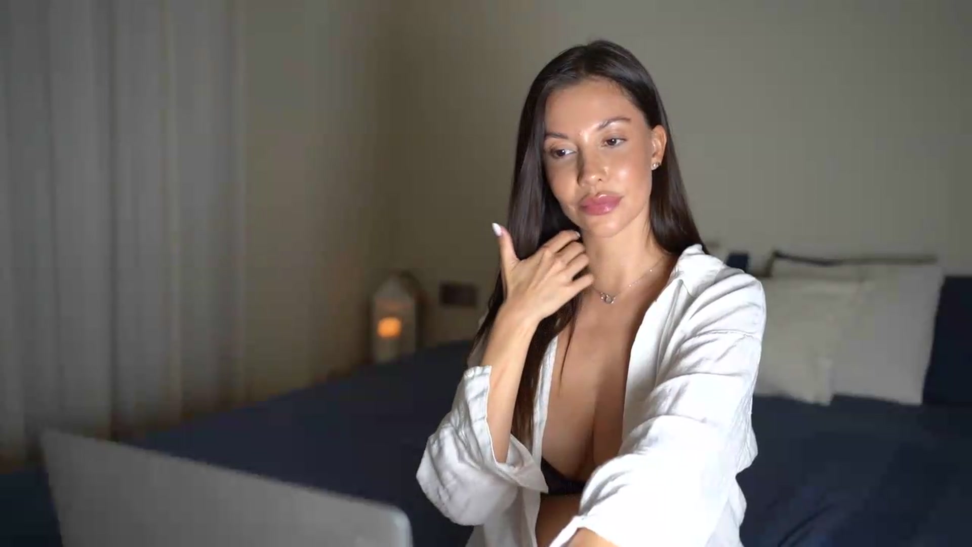Gallery image thumbnail from Dorothea_'s myfreecams stream on, 07/29/2026, 21:44 image 19 of 20