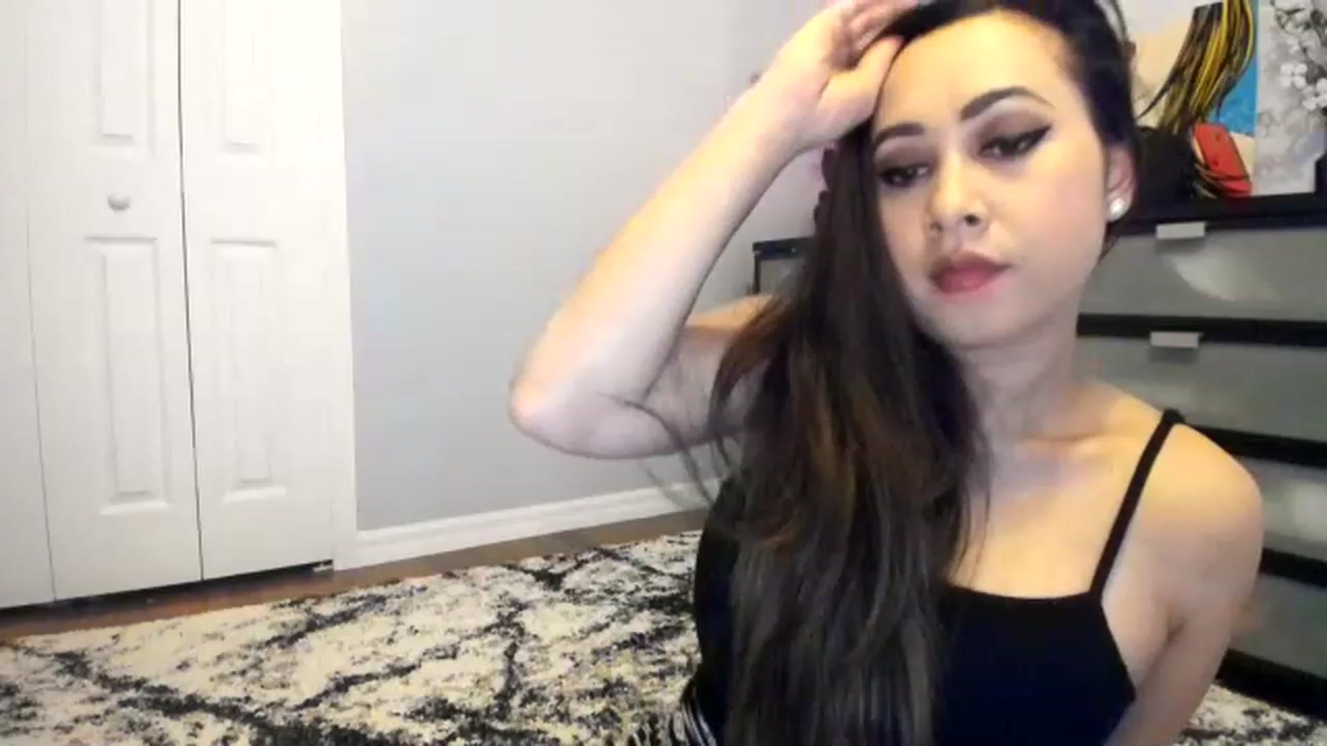 Gallery image thumbnail from Downloads's myfreecams stream on, 11/26/2022, 07:41 image 5 of 20
