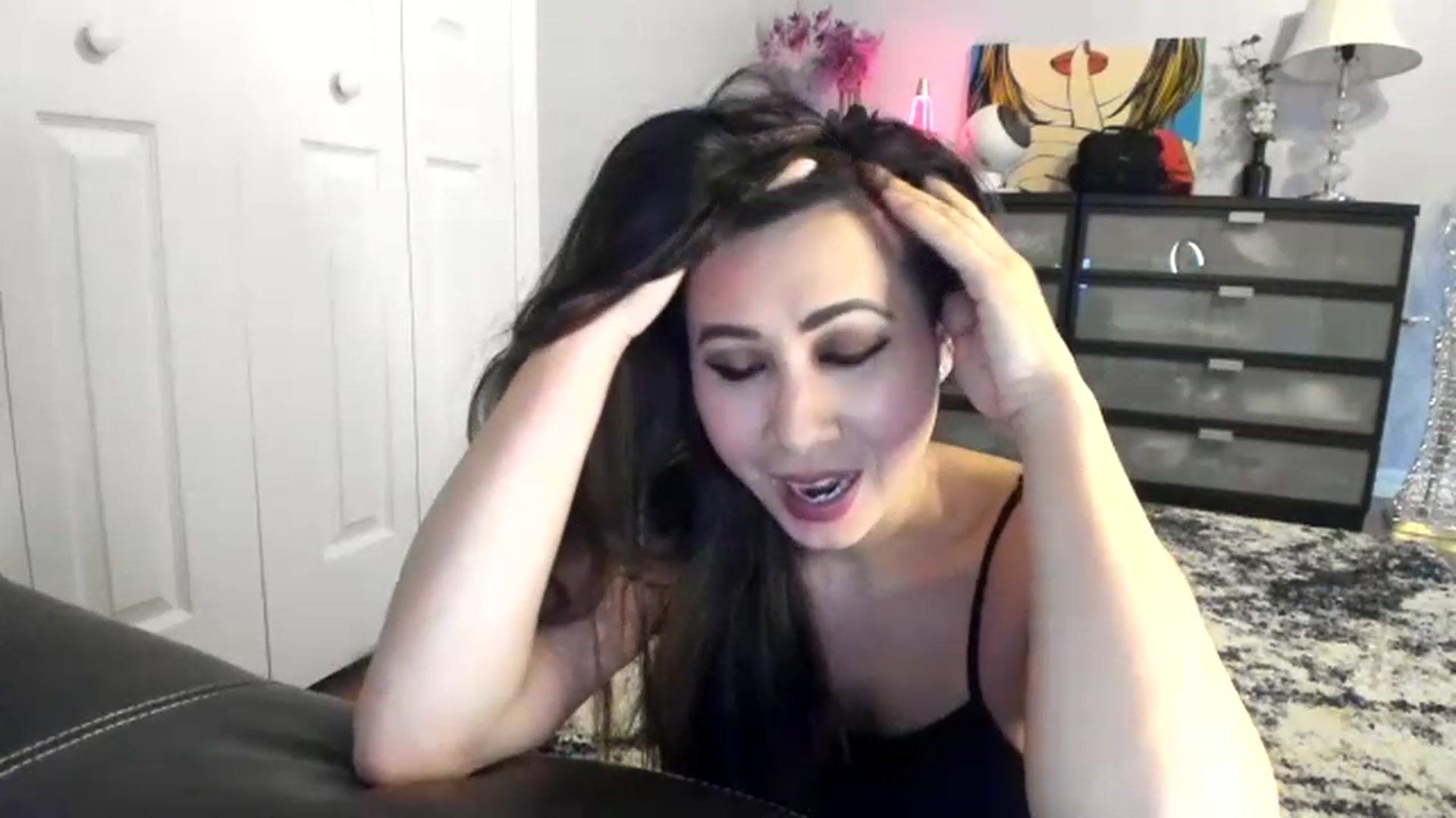 Gallery image thumbnail from Downloads's myfreecams stream on, 11/26/2022, 07:41 image 2 of 20