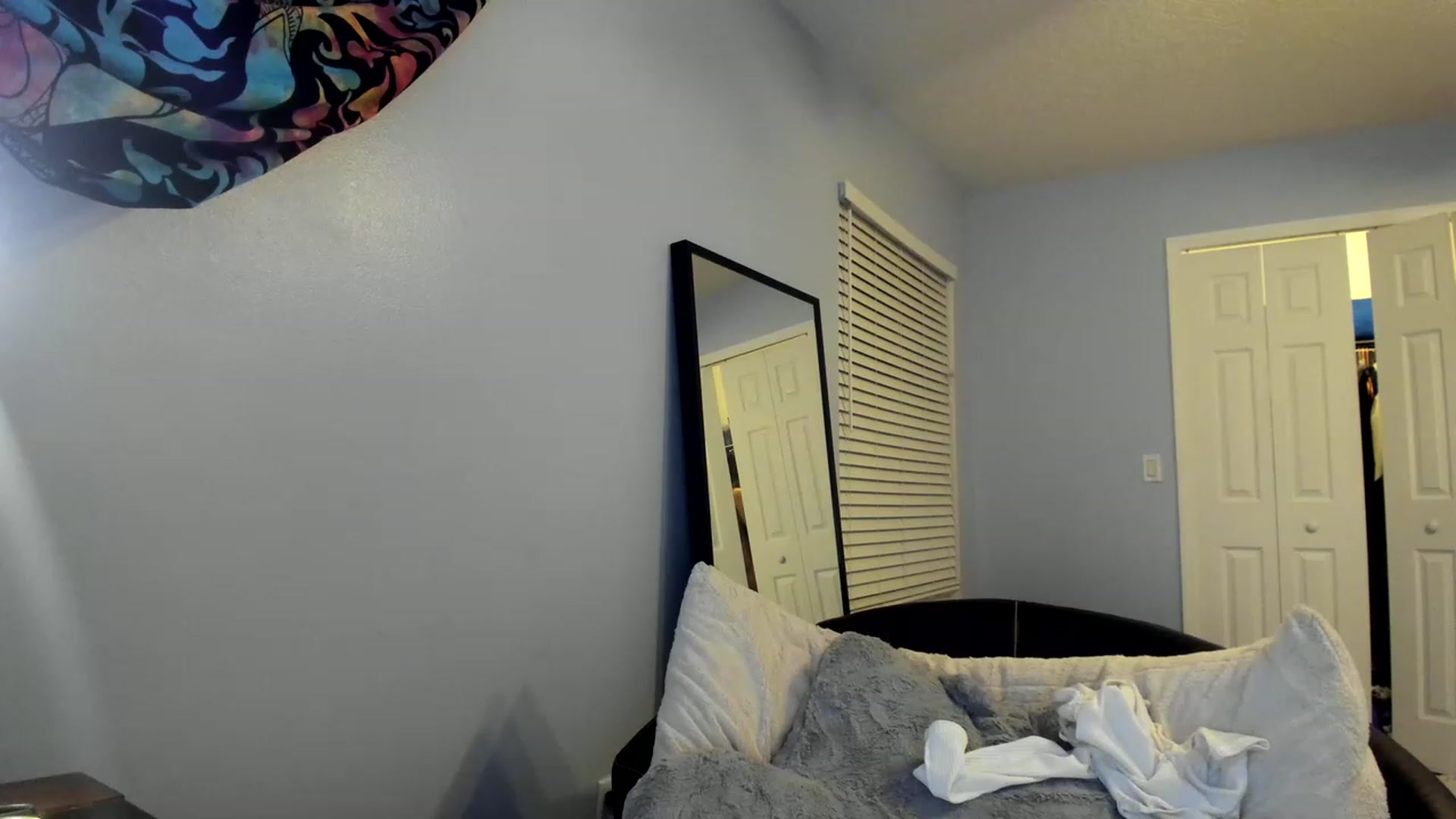 Gallery image thumbnail from Downloads's myfreecams stream on, 12/28/2022, 06:54 image 5 of 20