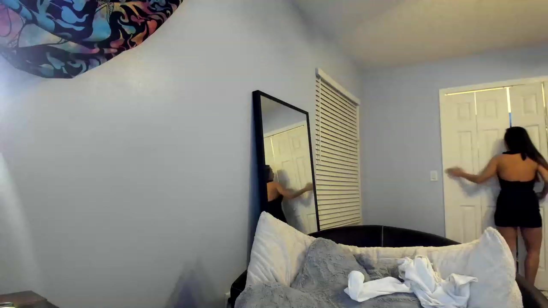 Gallery image thumbnail from Downloads's myfreecams stream on, 12/28/2022, 06:54 image 6 of 20