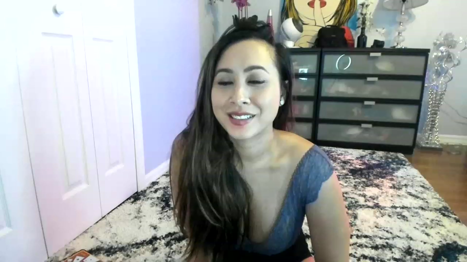 Gallery image thumbnail from Downloads's myfreecams stream on, 01/06/2023, 10:24 image 3 of 20