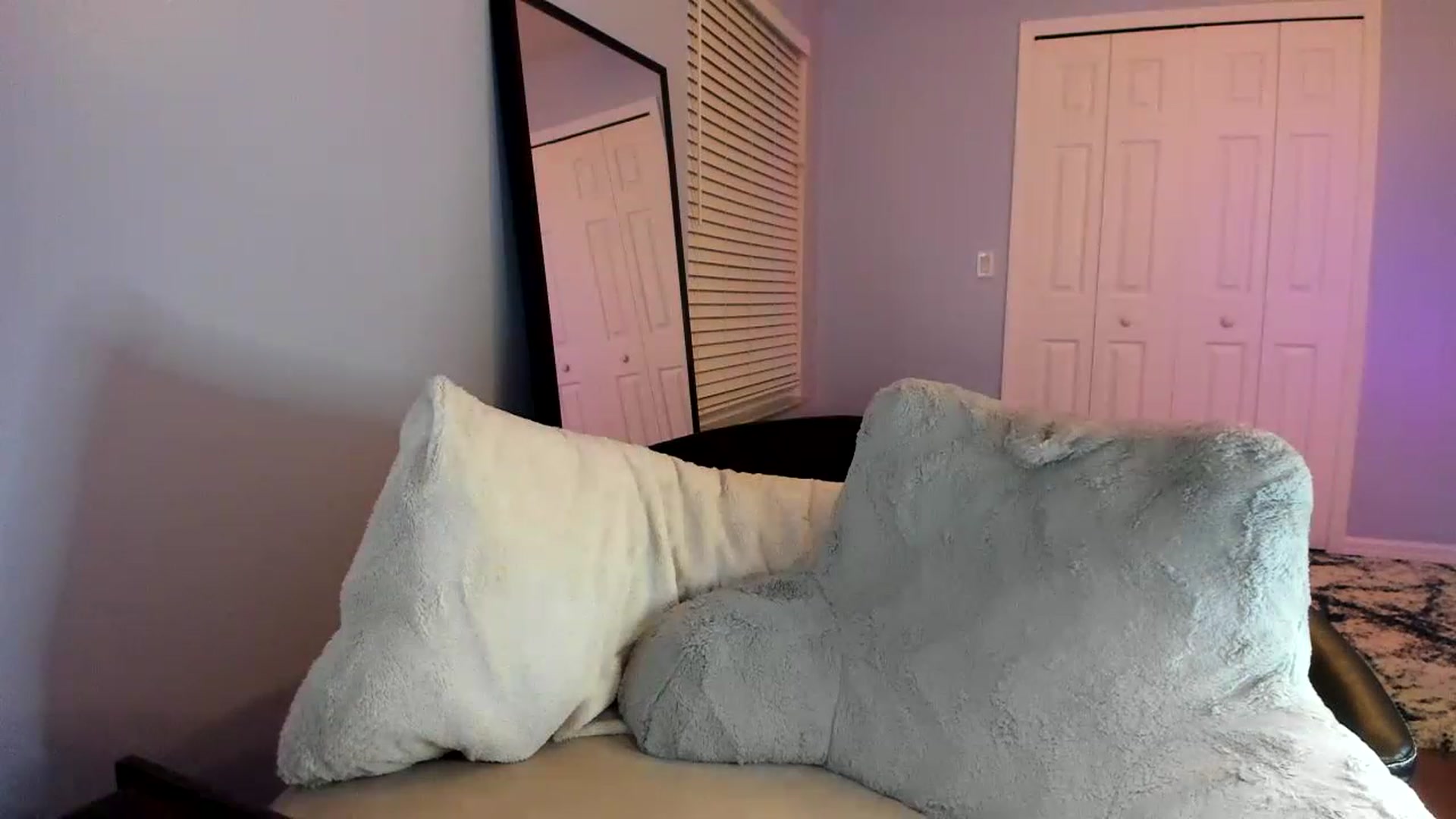 Gallery image thumbnail from Downloads's myfreecams stream on, 02/19/2023, 08:48 image 17 of 20