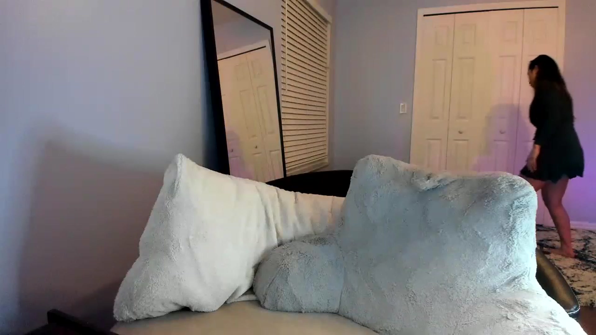 Gallery image thumbnail from Downloads's myfreecams stream on, 02/19/2023, 08:48 image 18 of 20