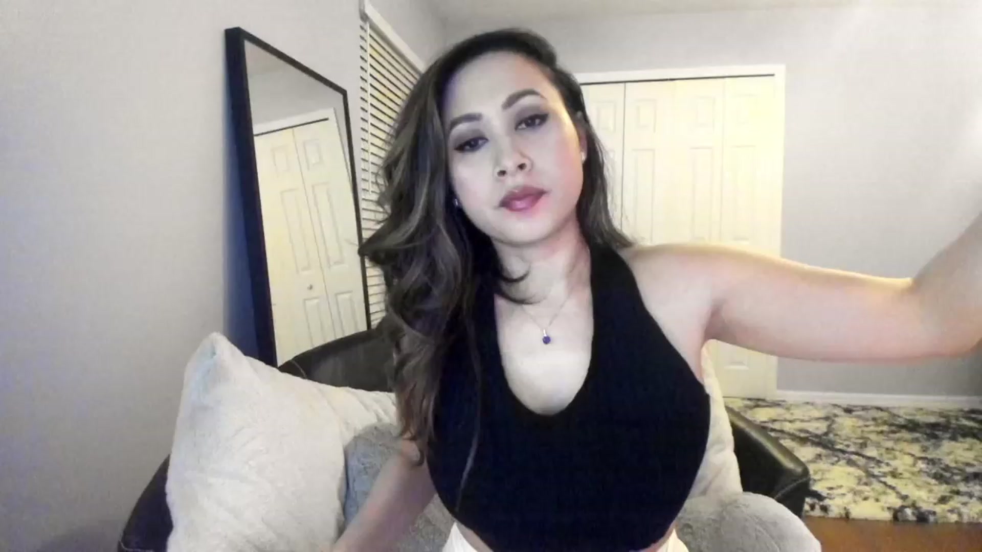 Gallery image thumbnail from Downloads's myfreecams stream on, 02/21/2023, 08:09 image 14 of 20