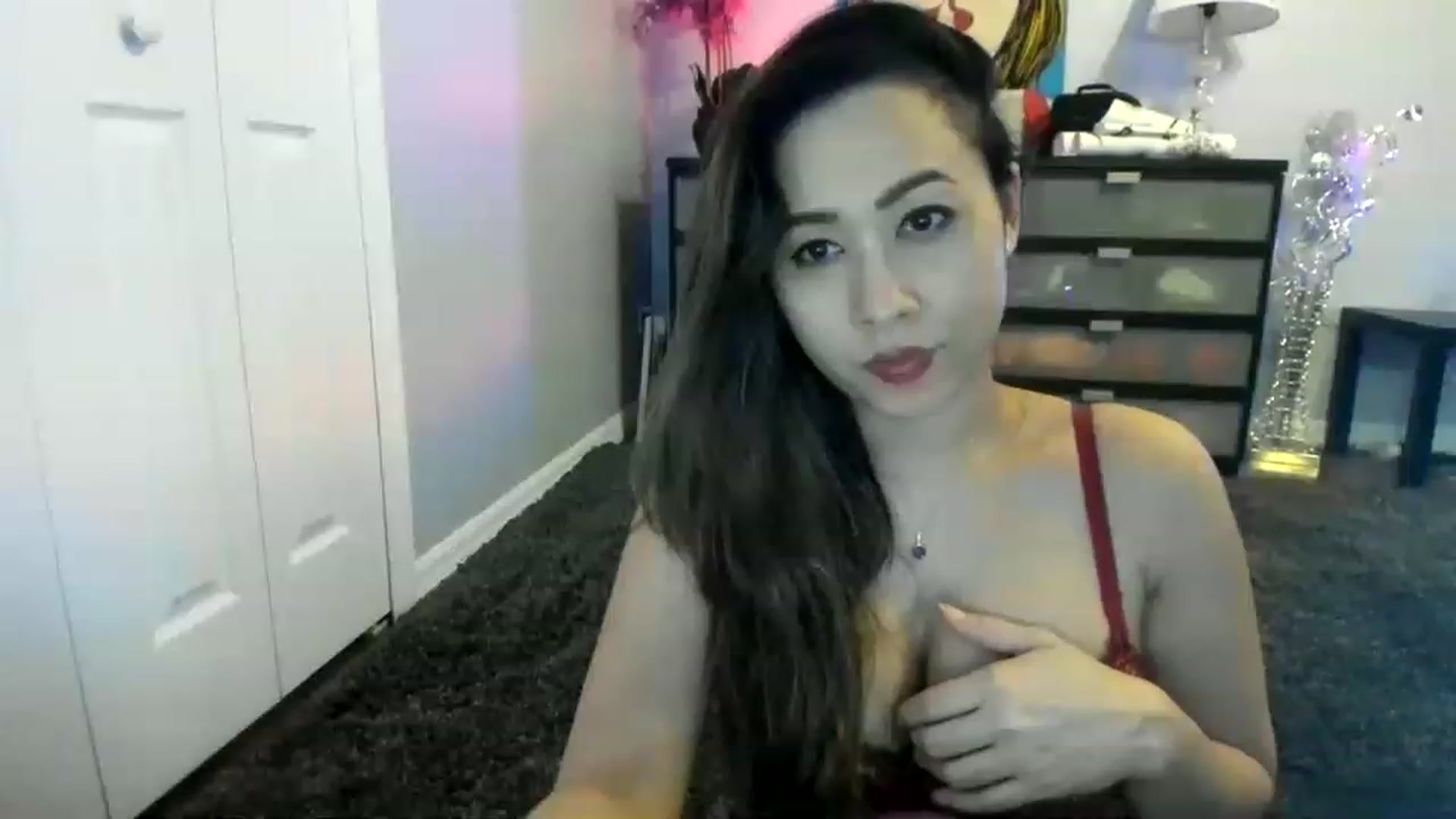 Gallery image thumbnail from Downloads's myfreecams stream on, 03/05/2023, 10:02 image 5 of 20