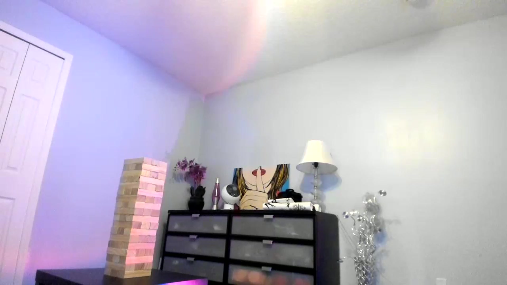 Gallery image thumbnail from Downloads's myfreecams stream on, 03/14/2023, 05:12 image 2 of 20