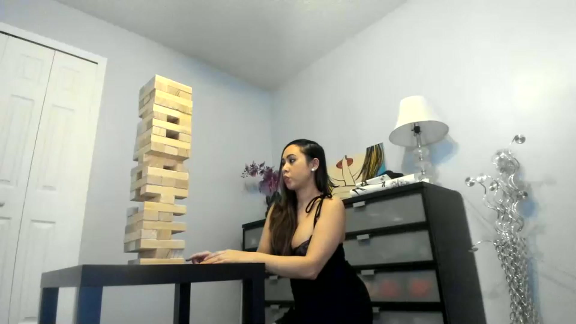 Gallery image thumbnail from Downloads's myfreecams stream on, 03/14/2023, 06:29 image 7 of 20