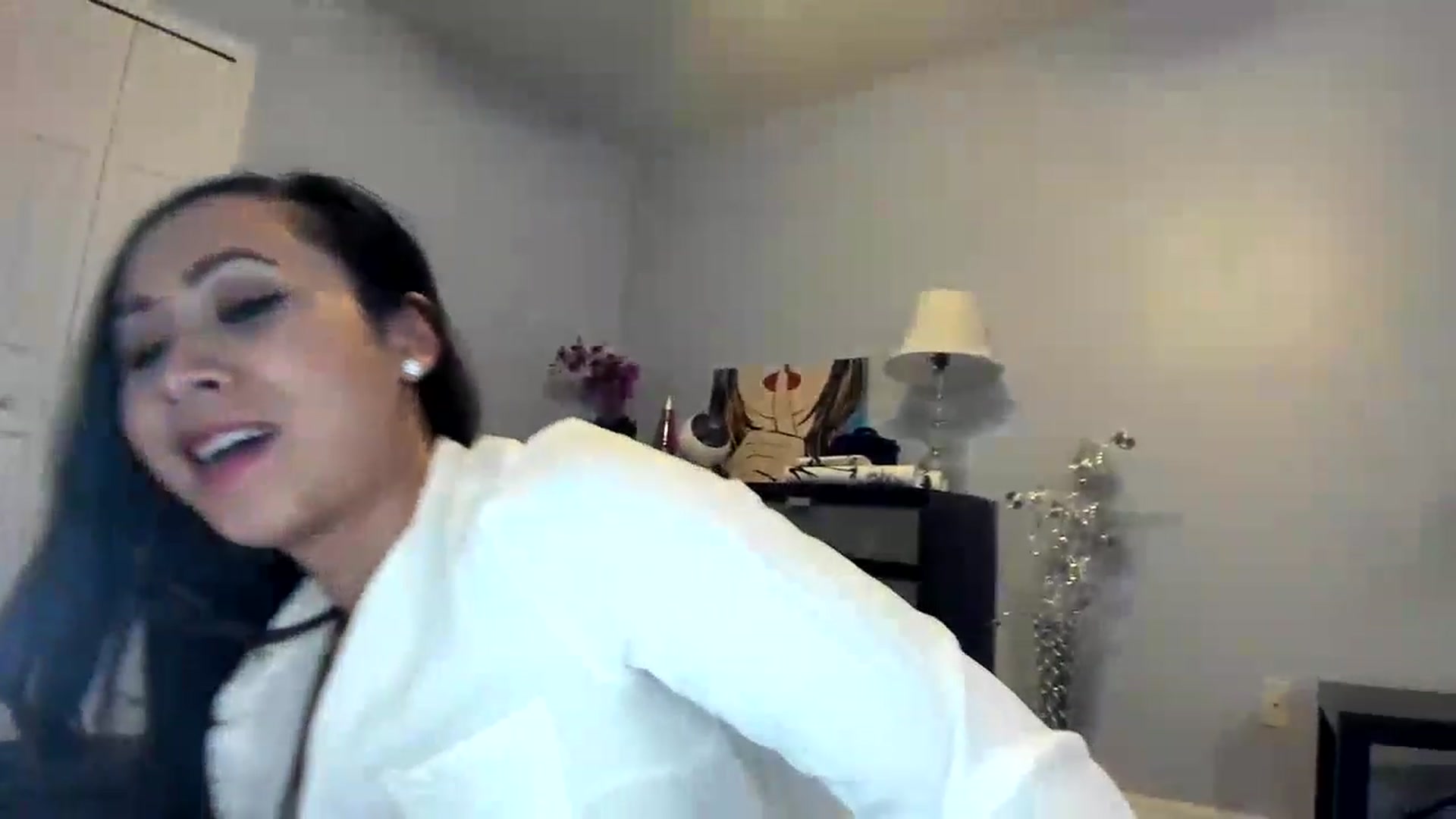 Gallery image thumbnail from Downloads's myfreecams stream on, 03/25/2023, 07:54 image 11 of 20