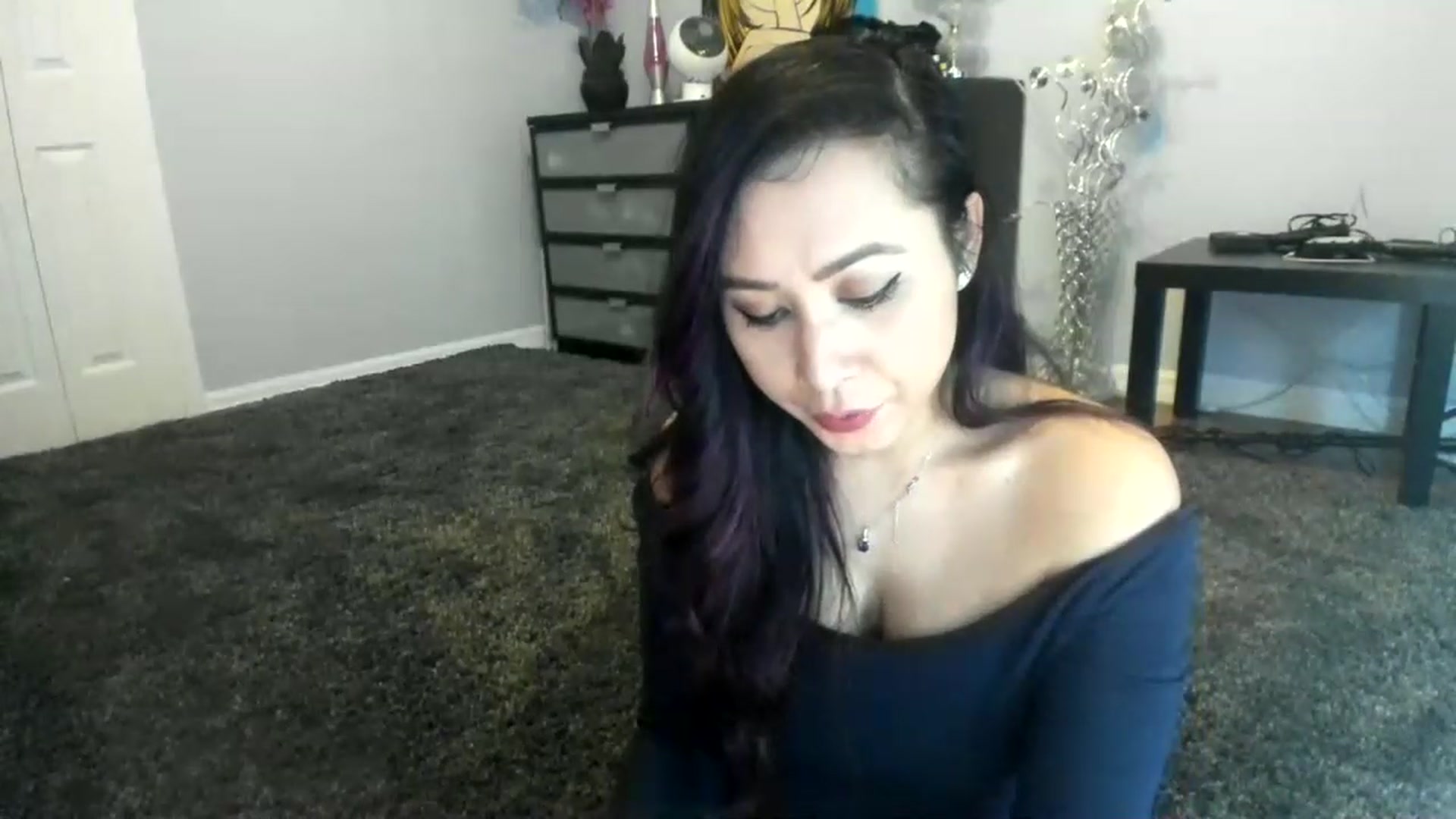 Gallery image thumbnail from Downloads's myfreecams stream on, 04/30/2023, 07:17 image 13 of 20