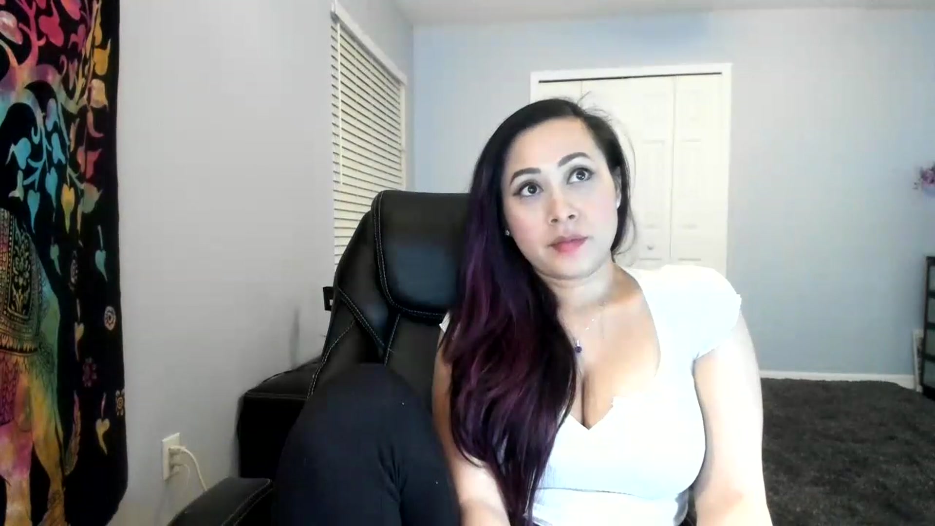 Gallery image thumbnail from Downloads's myfreecams stream on, 05/11/2023, 04:57 image 13 of 20