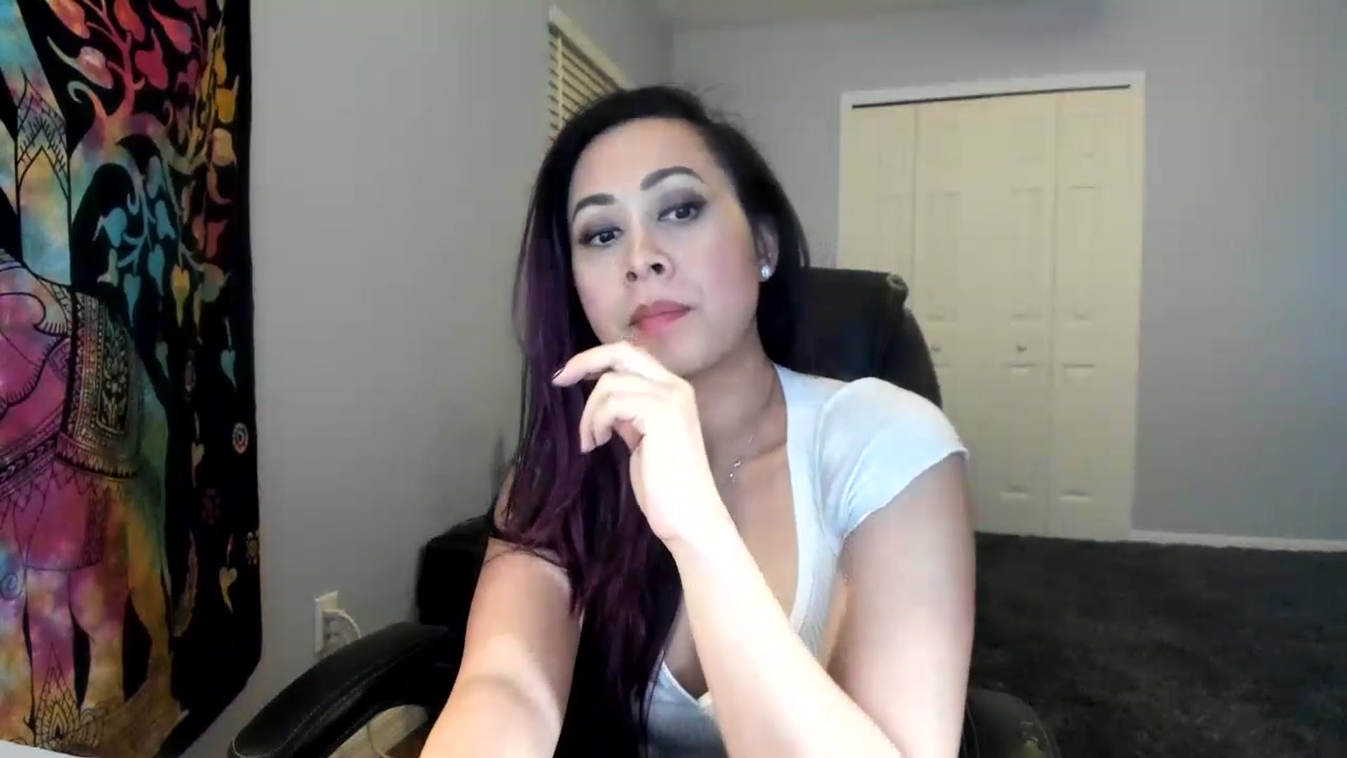 Gallery image thumbnail from Downloads's myfreecams stream on, 05/11/2023, 04:57 image 15 of 20