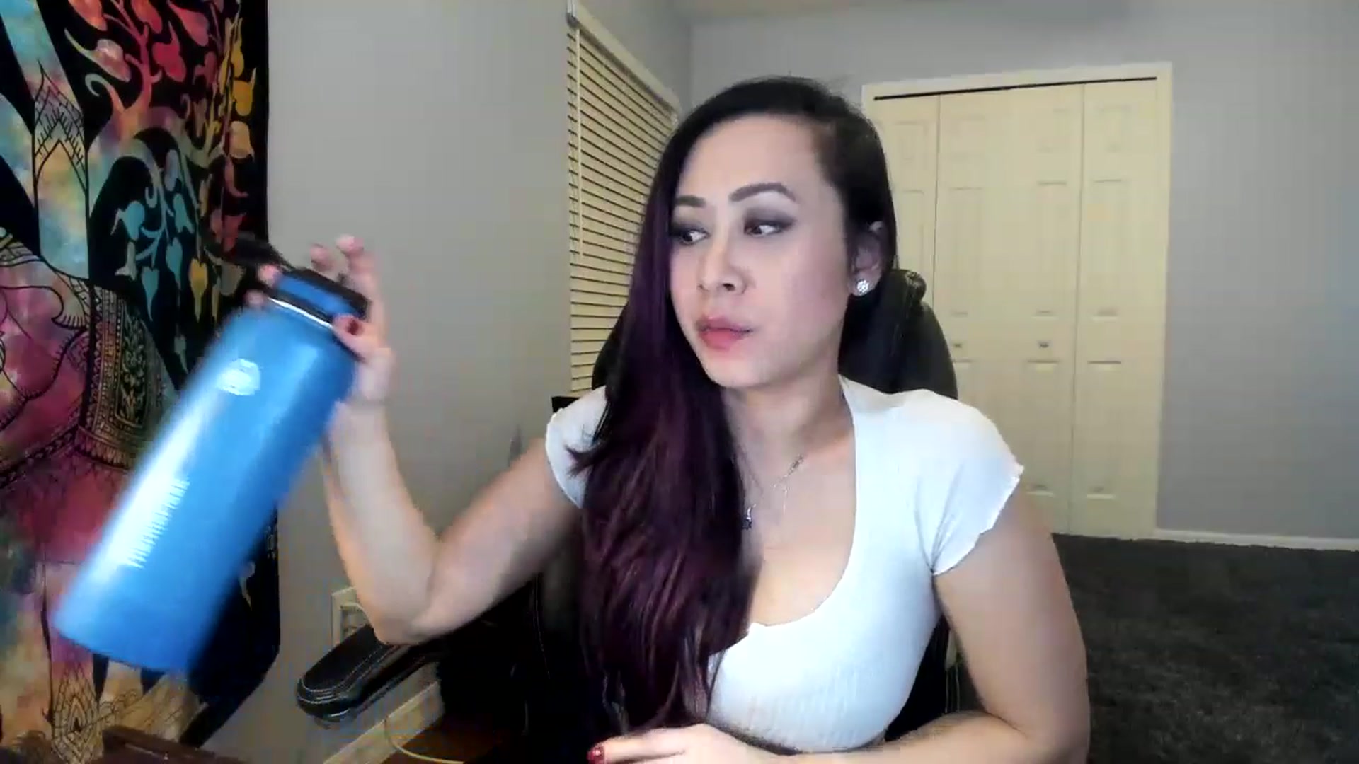 Gallery image thumbnail from Downloads's myfreecams stream on, 05/11/2023, 04:57 image 20 of 20