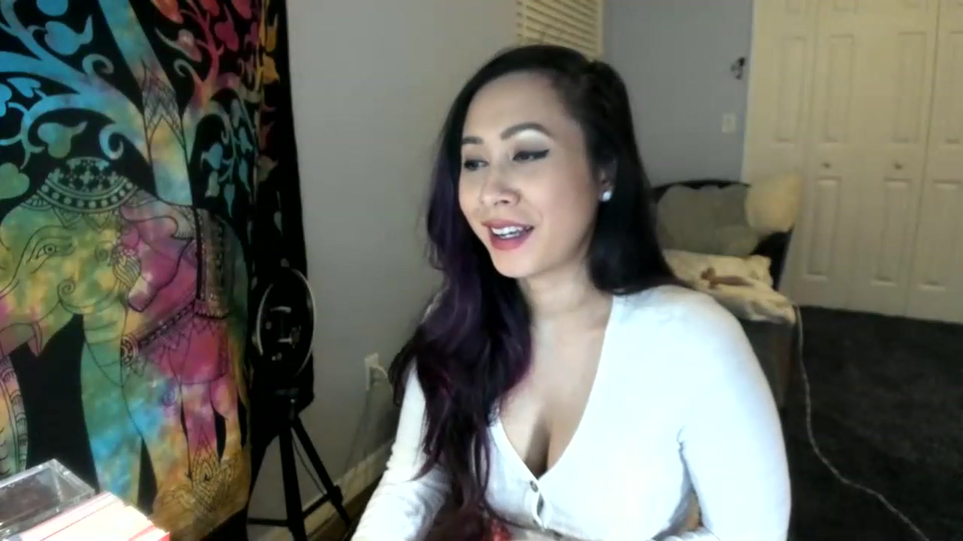 Gallery image thumbnail from Downloads's myfreecams stream on, 06/25/2023, 08:41 image 7 of 20