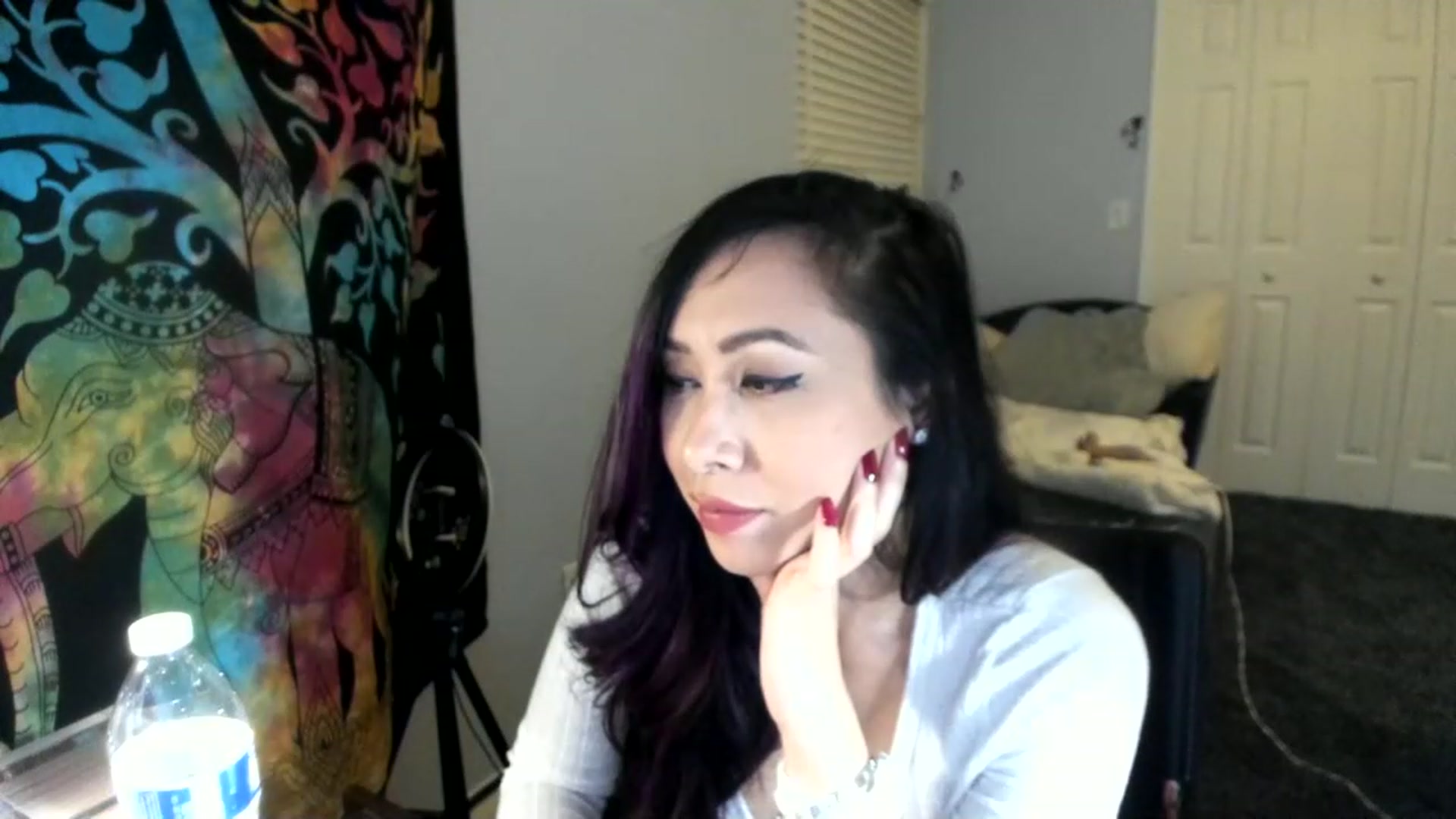 Gallery image thumbnail from Downloads's myfreecams stream on, 06/25/2023, 08:41 image 9 of 20