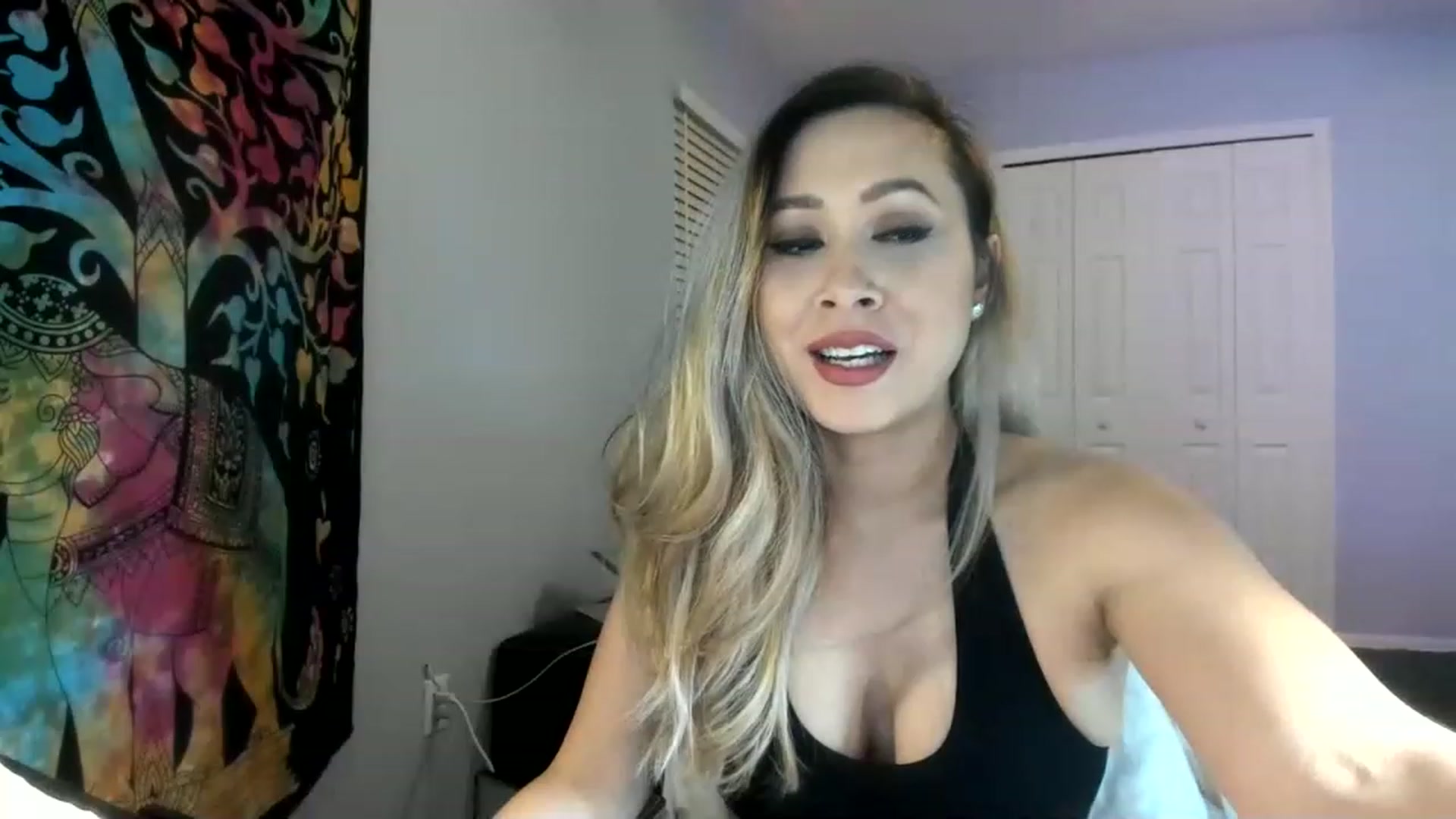 Gallery image thumbnail from Downloads's myfreecams stream on, 07/02/2023, 08:31 image 4 of 20