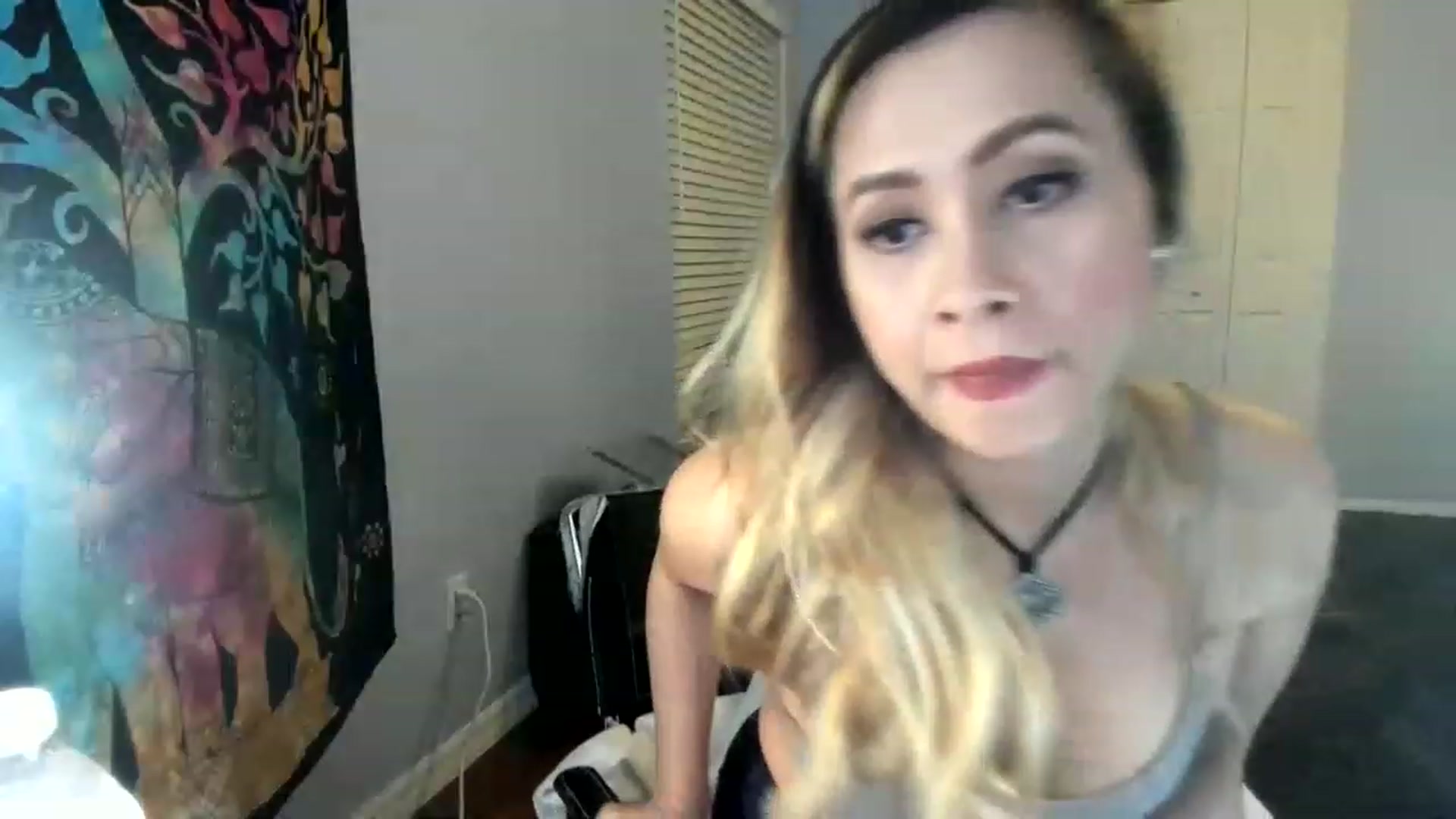 Gallery image thumbnail from Downloads's myfreecams stream on, 07/09/2023, 07:30 image 8 of 20