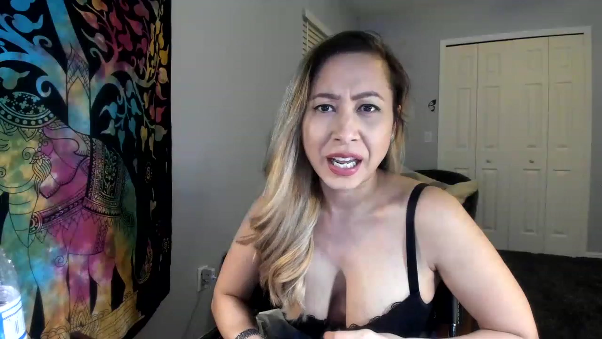 Gallery image thumbnail from Downloads's myfreecams stream on, 07/11/2023, 07:02 image 13 of 20