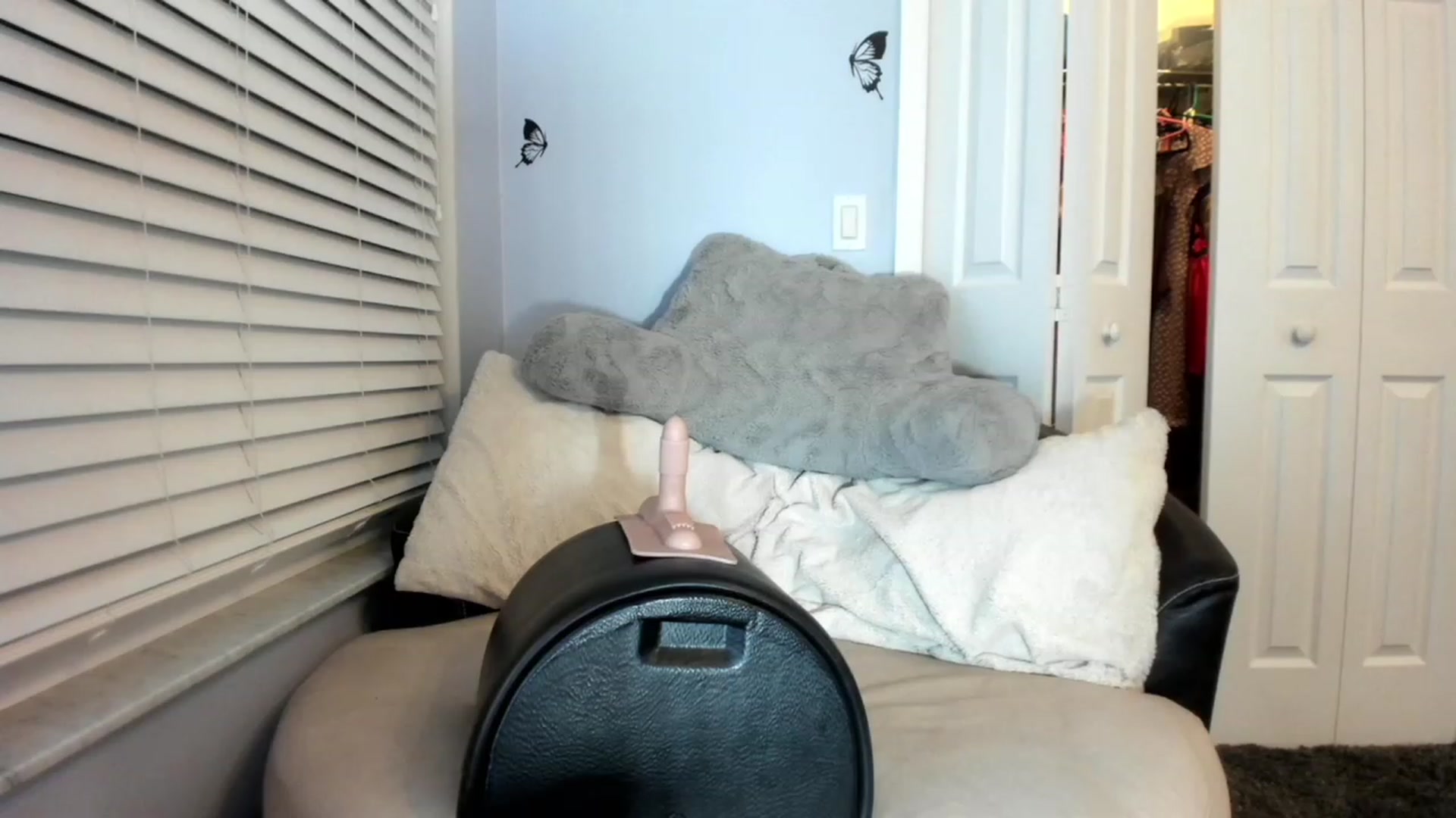 Gallery image thumbnail from Downloads's myfreecams stream on, 07/24/2023, 07:42 image 6 of 20