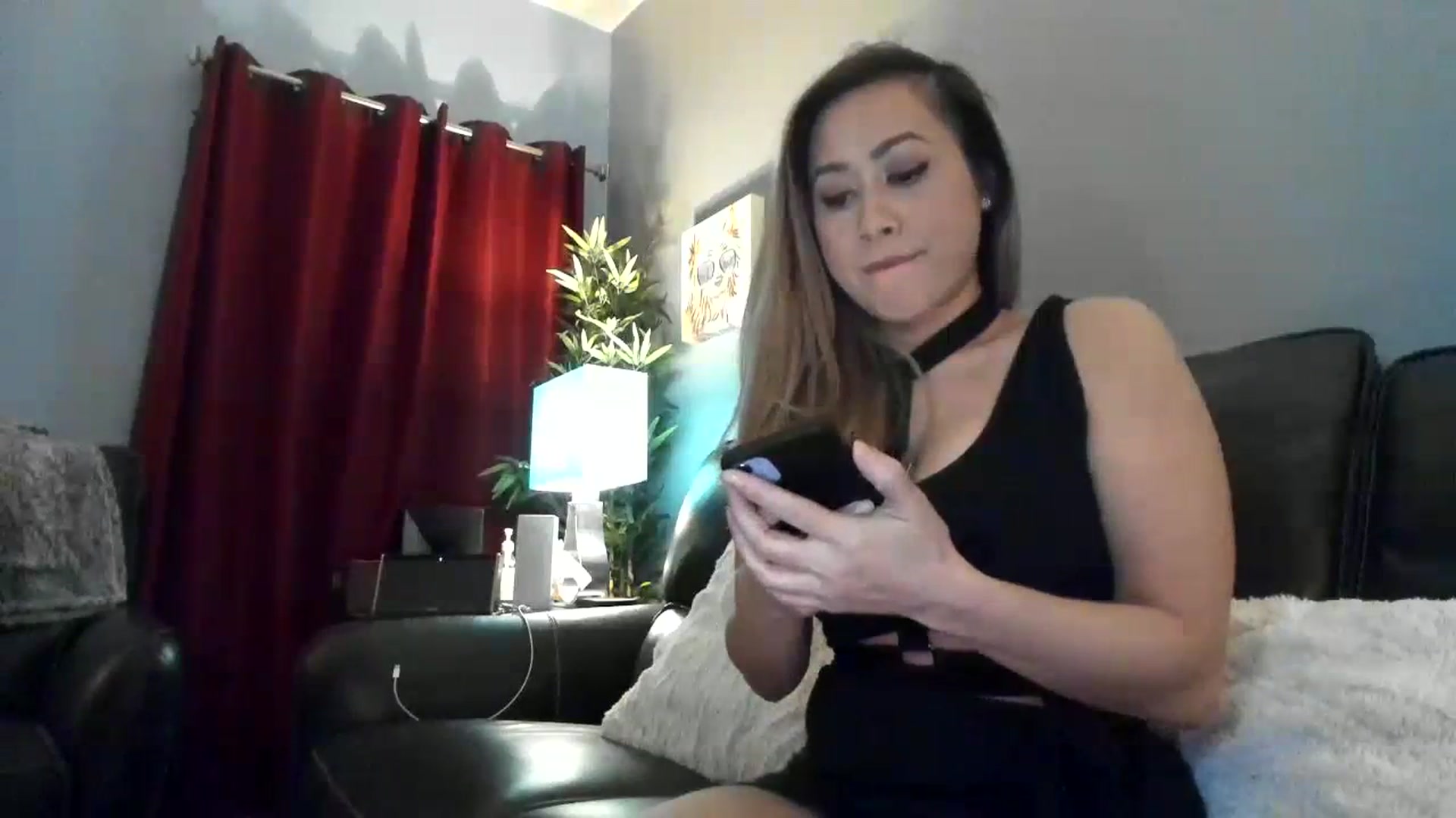 Gallery image thumbnail from Downloads's myfreecams stream on, 07/31/2023, 06:59 image 10 of 20