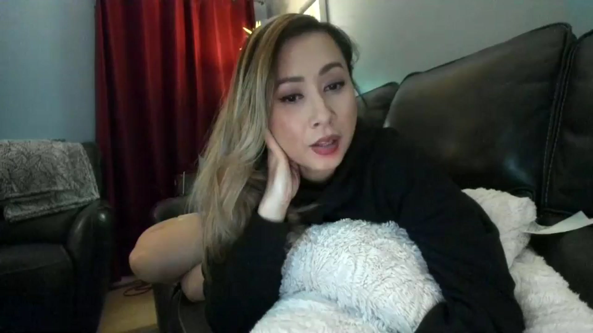 Gallery image thumbnail from Downloads's myfreecams stream on, 07/31/2023, 07:40 image 1 of 20