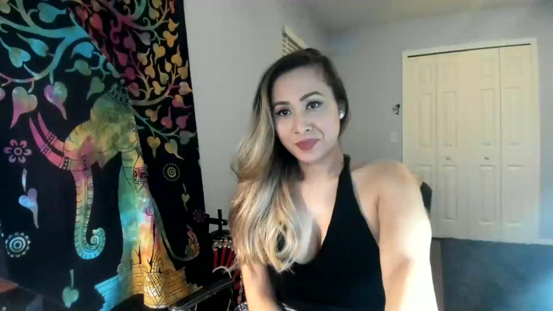 Gallery image thumbnail from Downloads's myfreecams stream on, 08/06/2023, 06:02 image 3 of 20