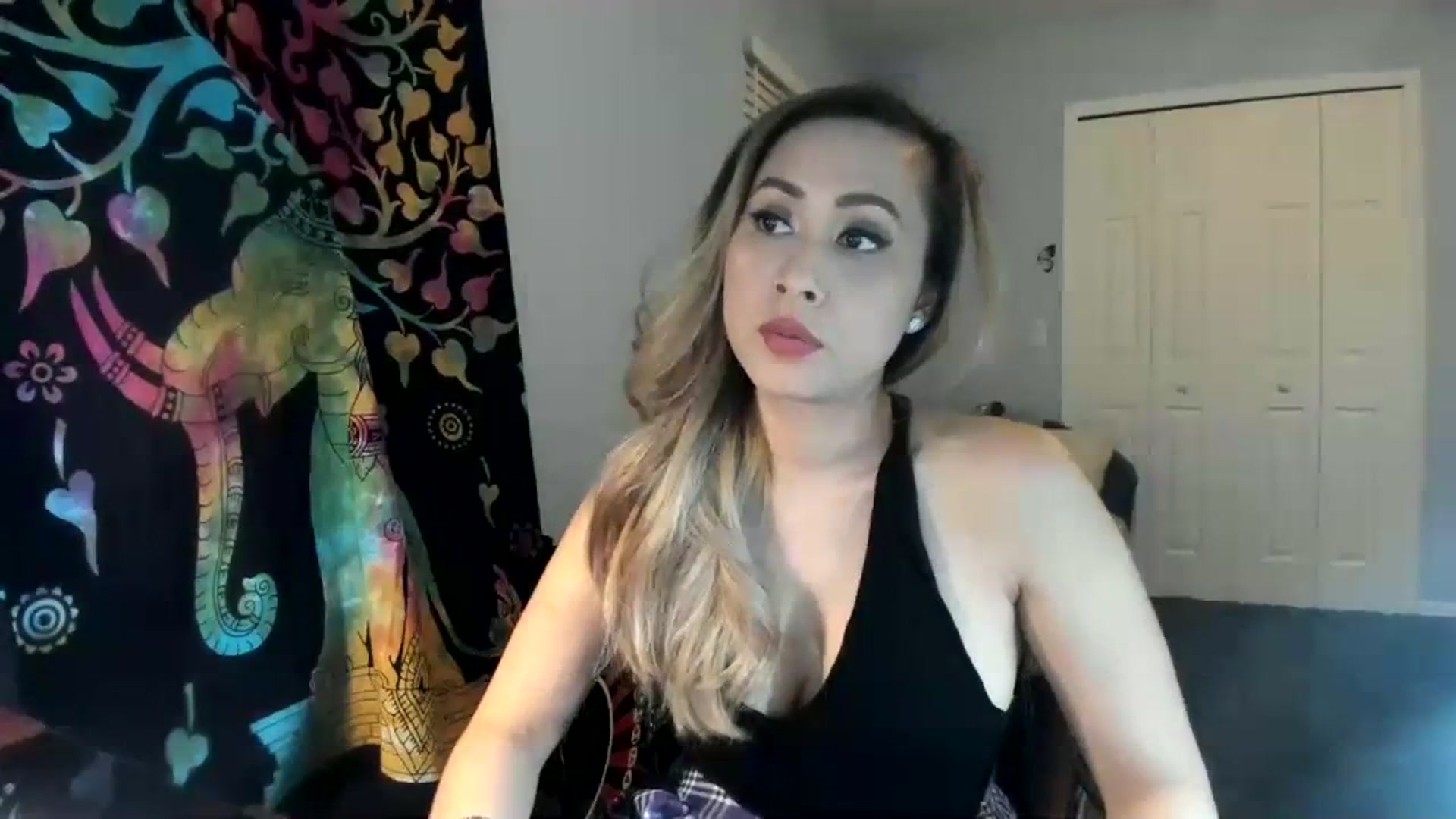 Gallery image thumbnail from Downloads's myfreecams stream on, 08/06/2023, 06:02 image 5 of 20