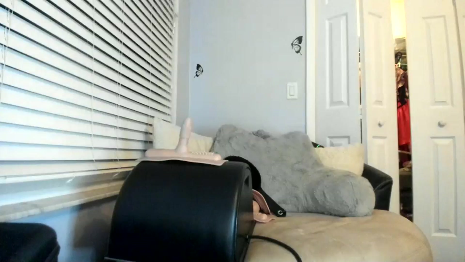 Gallery image thumbnail from Downloads's myfreecams stream on, 08/06/2023, 06:02 image 13 of 20
