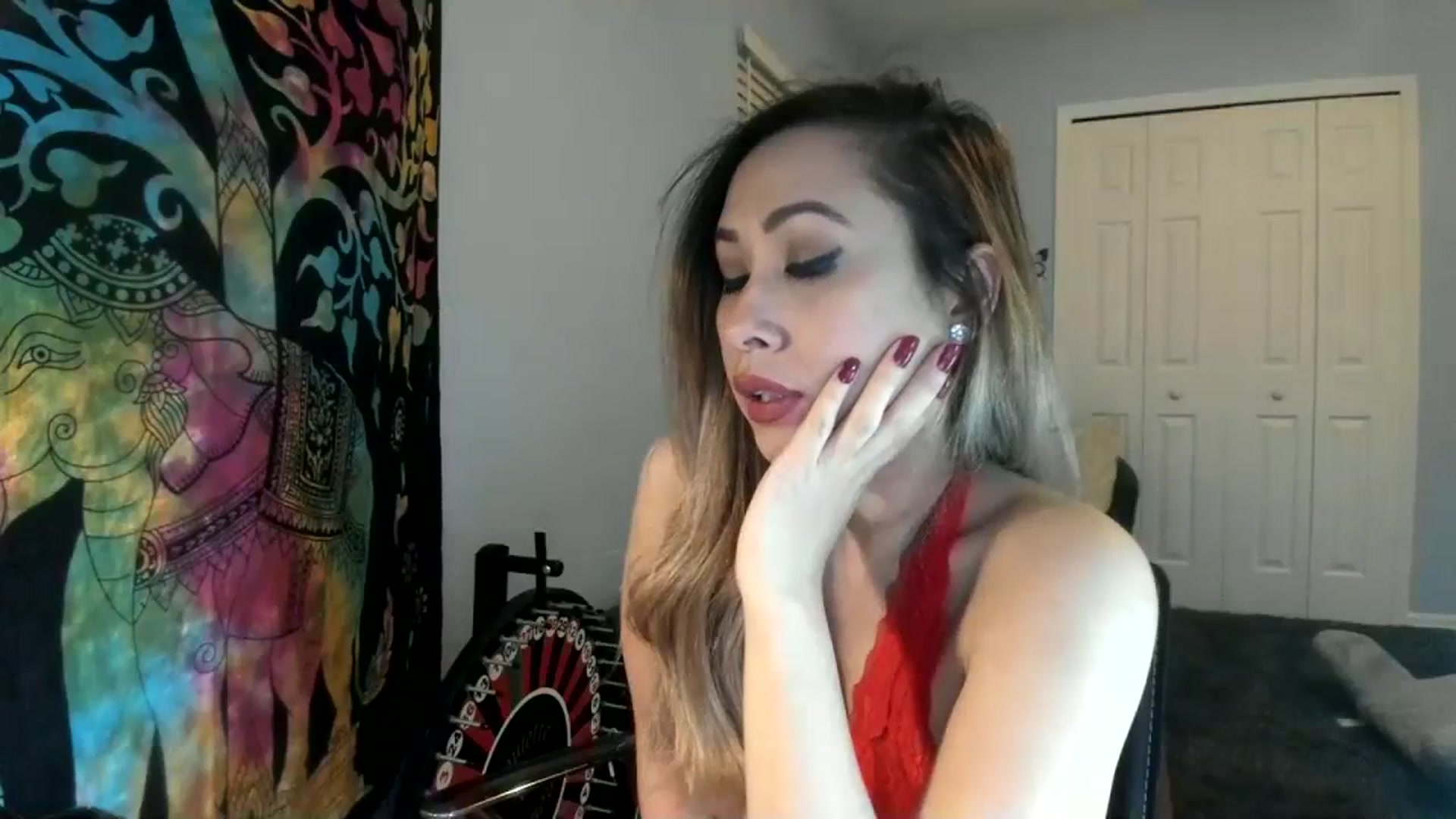Gallery image thumbnail from Downloads's myfreecams stream on, 08/06/2023, 08:25 image 18 of 20
