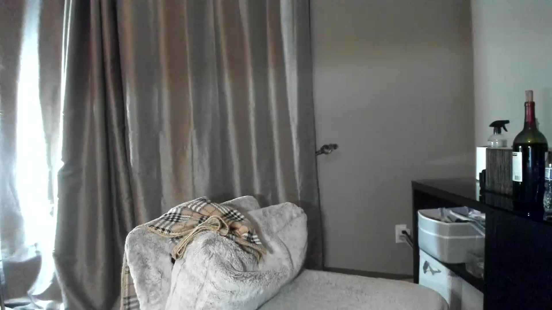 Gallery image thumbnail from Downloads's myfreecams stream on, 08/15/2023, 05:16 image 17 of 20
