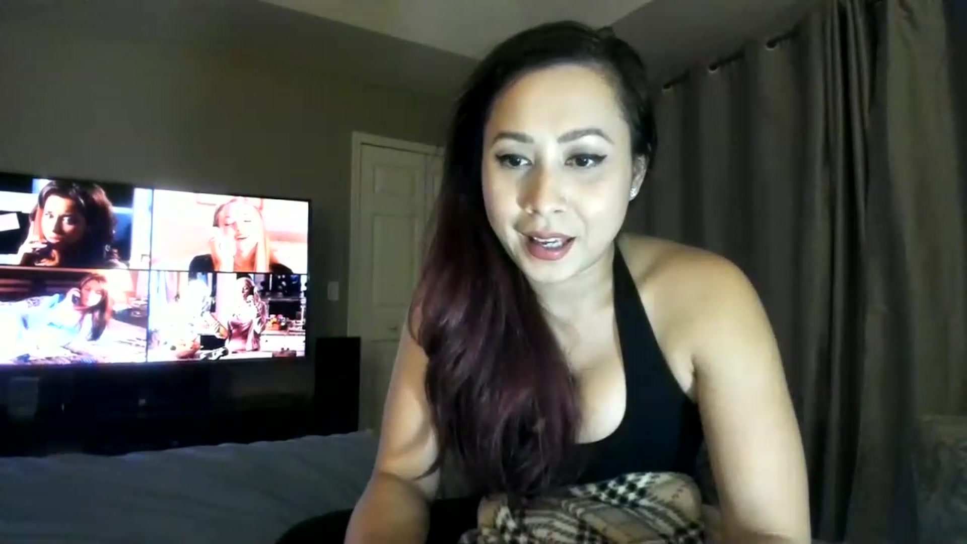 Gallery image thumbnail from Downloads's myfreecams stream on, 08/17/2023, 05:06 image 10 of 20