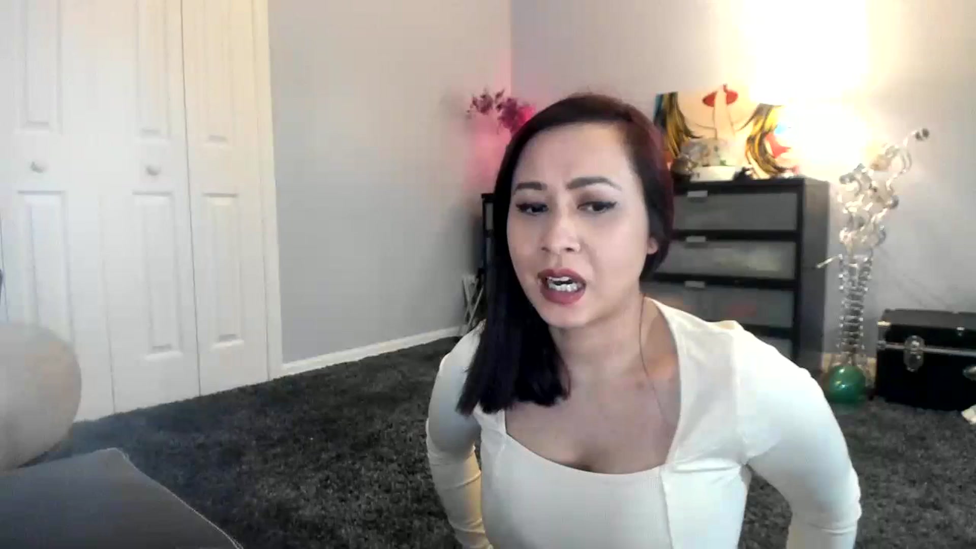 Gallery image thumbnail from Downloads's myfreecams stream on, 08/30/2023, 05:50 image 11 of 20