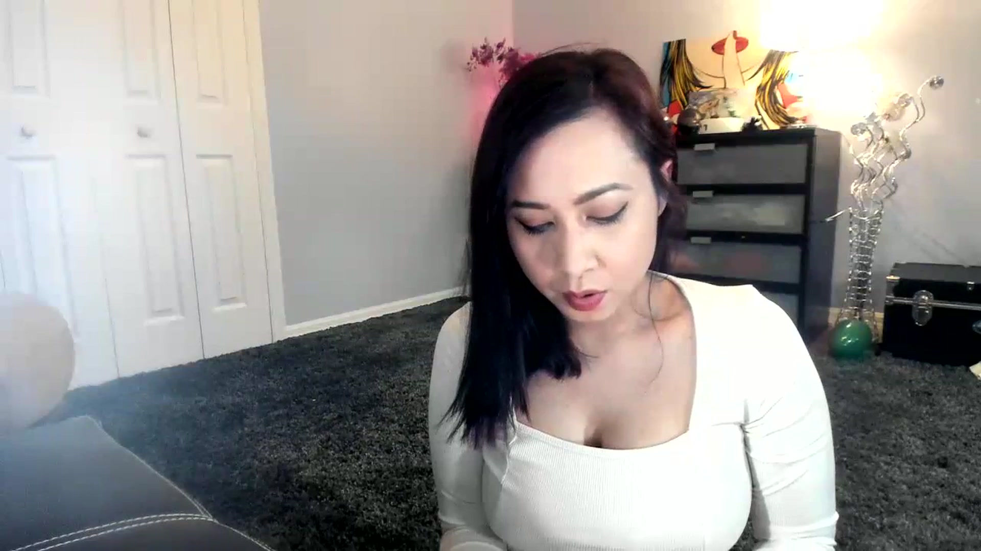 Gallery image thumbnail from Downloads's myfreecams stream on, 08/30/2023, 05:50 image 7 of 20