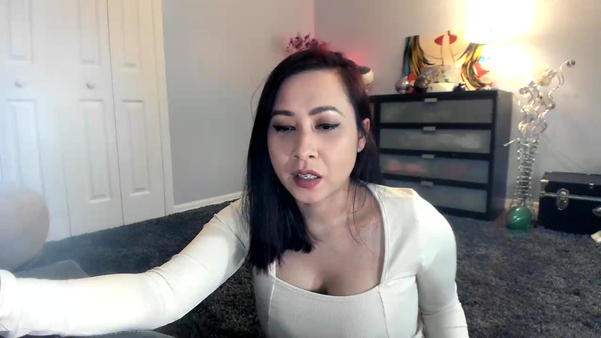 Gallery image thumbnail from Downloads's myfreecams stream on, 08/30/2023, 05:50 image 8 of 20