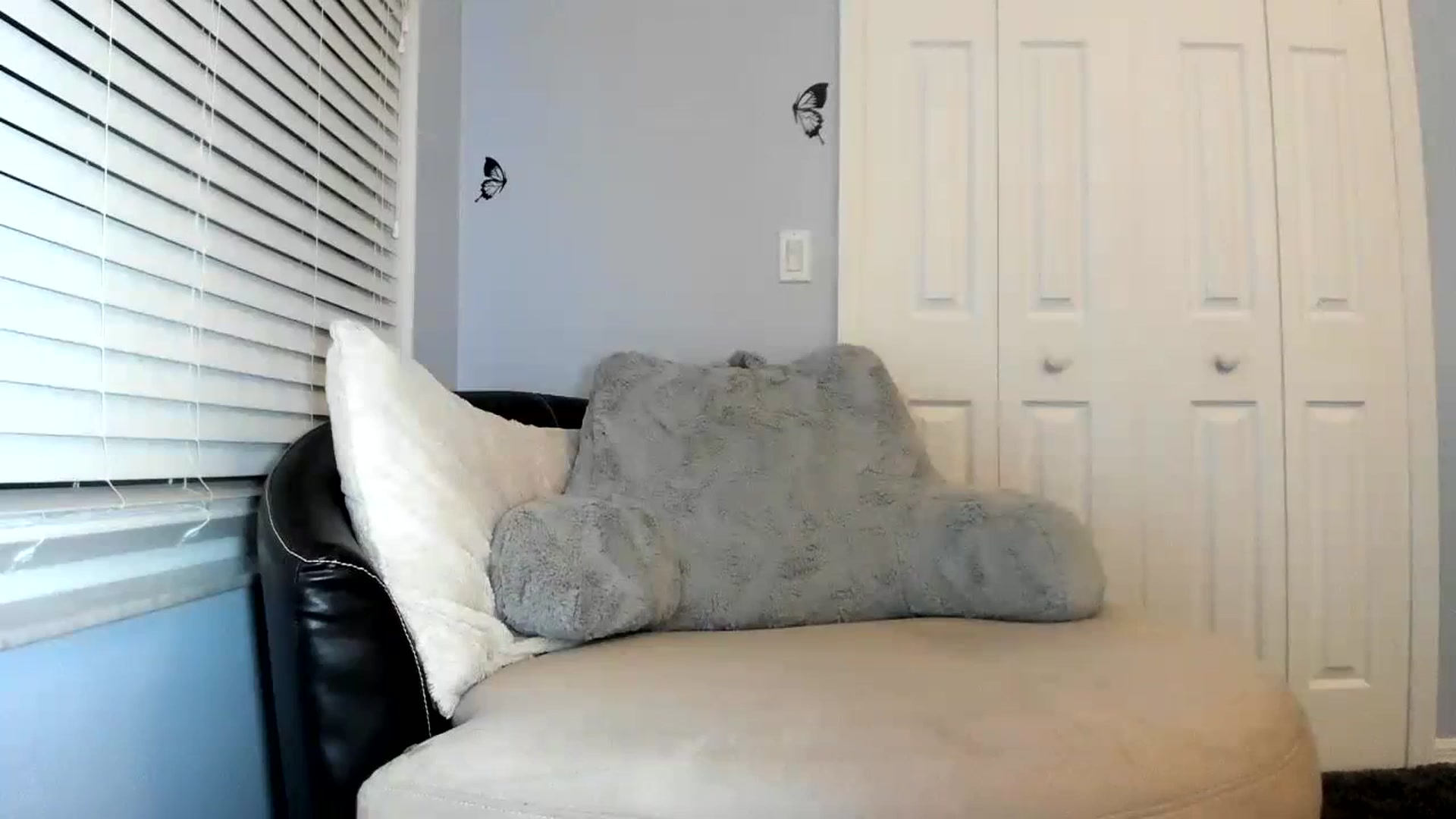 Gallery image thumbnail from Downloads's myfreecams stream on, 09/08/2023, 06:53 image 15 of 20