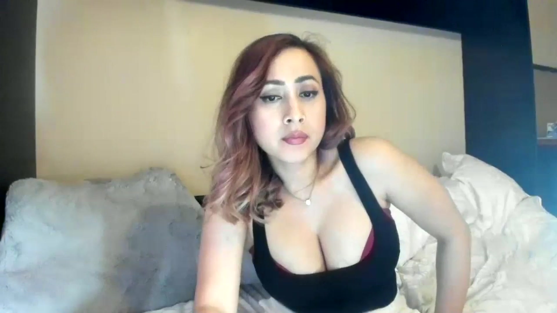 Gallery image thumbnail from Downloads's myfreecams stream on, 10/06/2023, 06:48 image 18 of 20