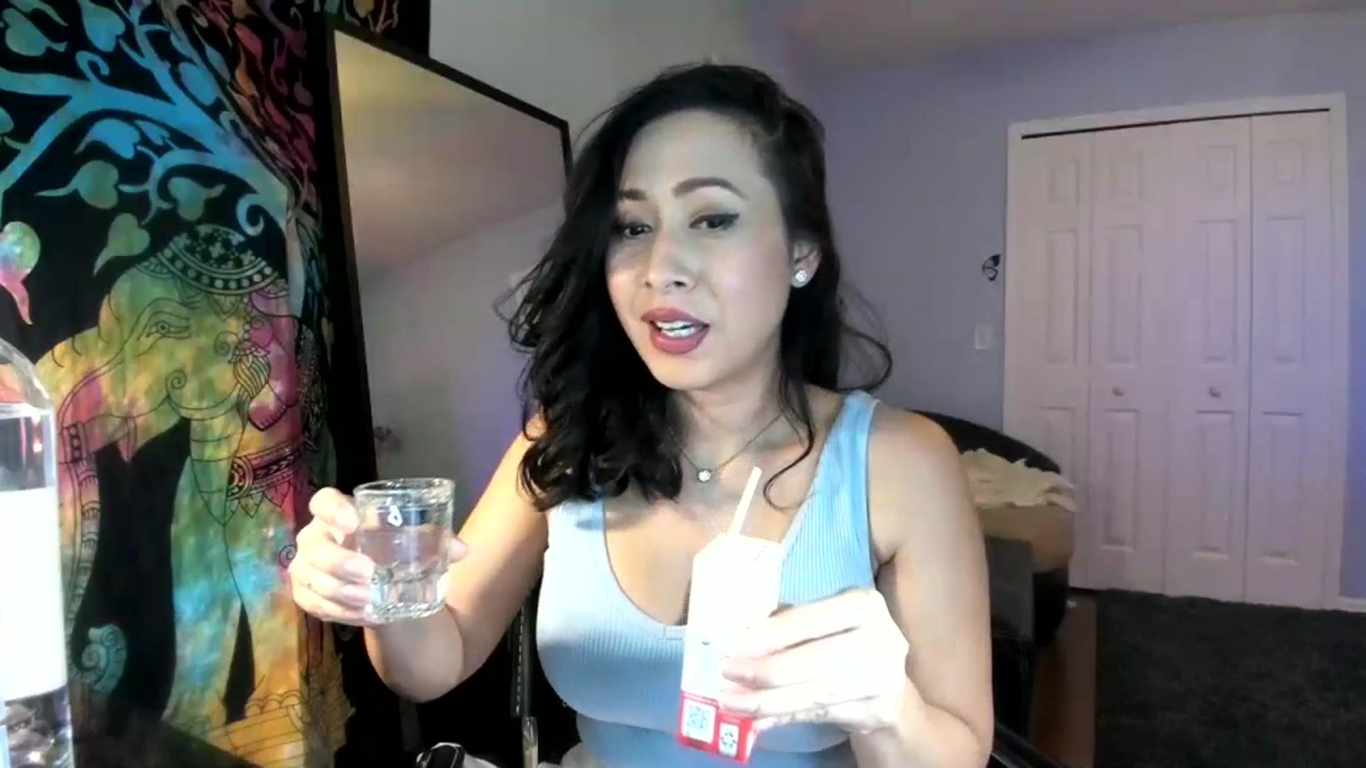 Gallery image thumbnail from Downloads's myfreecams stream on, 11/08/2023, 06:59 image 16 of 20