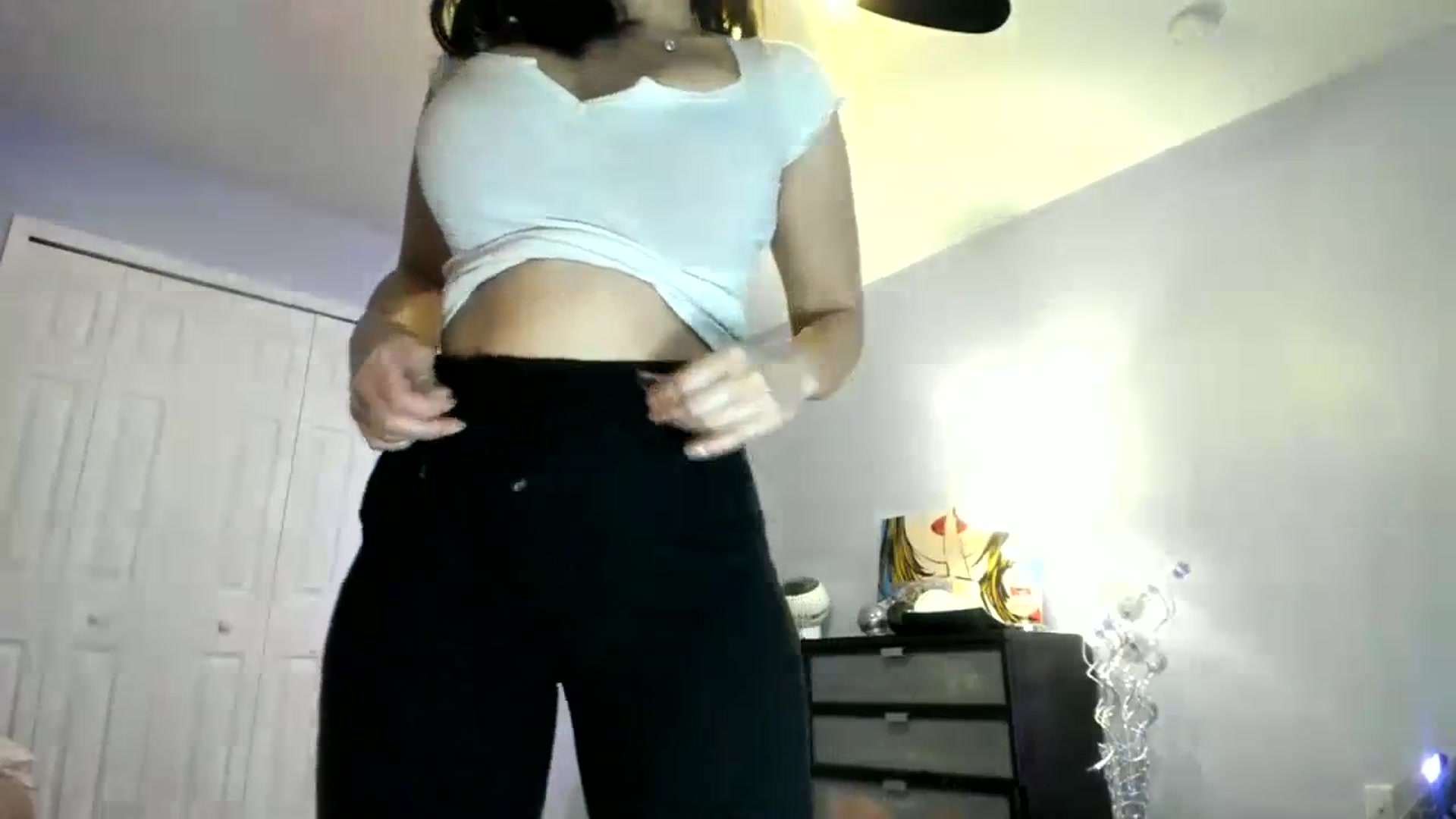 Gallery image thumbnail from Downloads's myfreecams stream on, 11/10/2023, 07:38 image 13 of 20