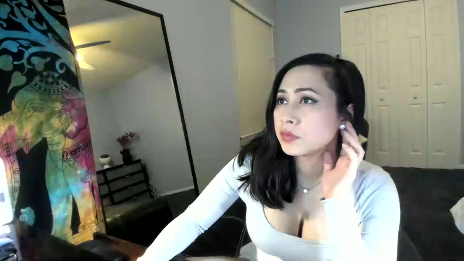 Gallery image thumbnail from Downloads's myfreecams stream on, 11/25/2023, 06:23 image 14 of 20