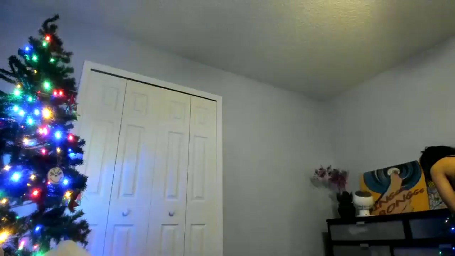 Gallery image thumbnail from Downloads's myfreecams stream on, 12/21/2023, 08:32 image 11 of 20