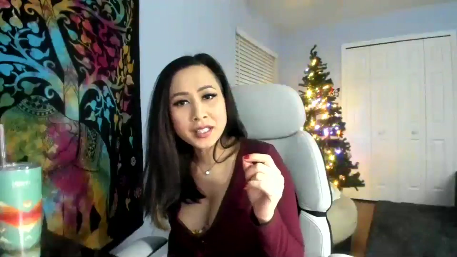 Gallery image thumbnail from Downloads's myfreecams stream on, 12/28/2023, 06:28 image 12 of 20