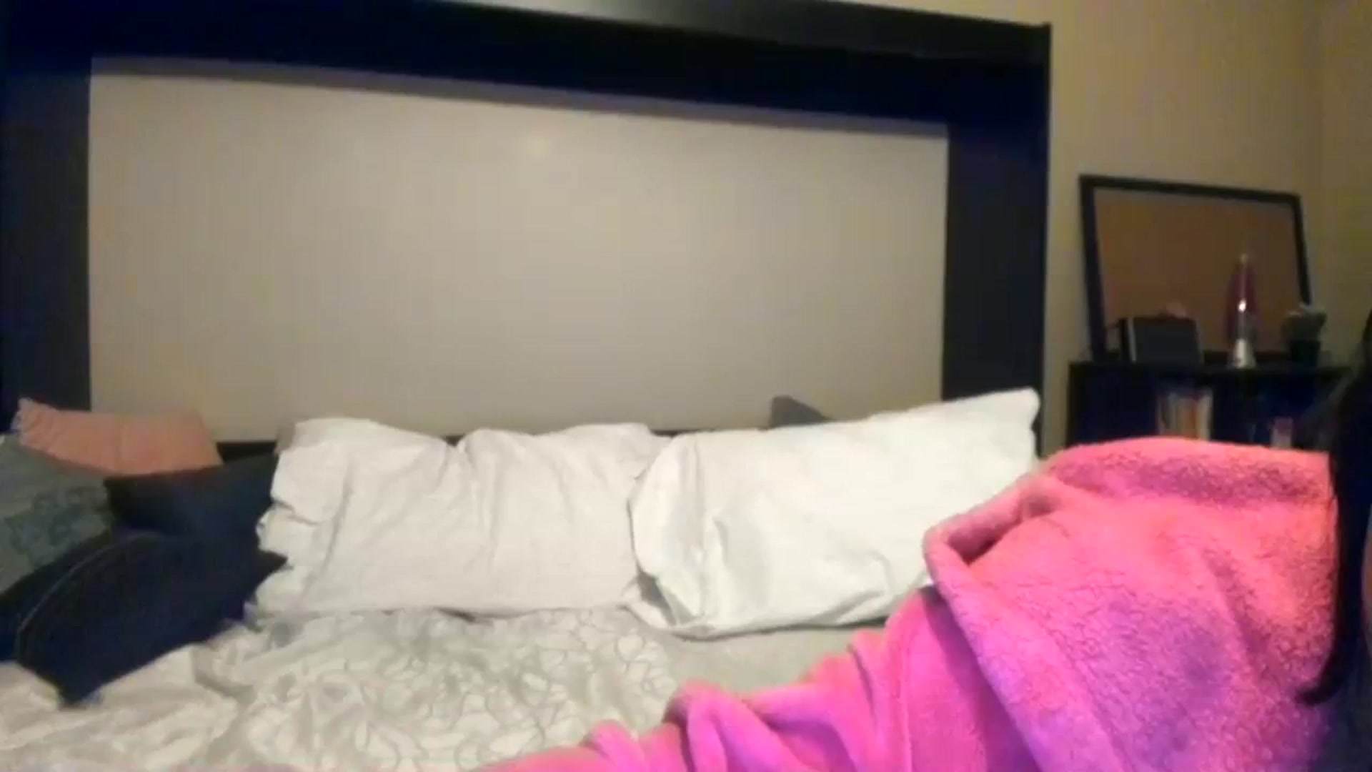 Gallery image thumbnail from Downloads's myfreecams stream on, 01/01/2024, 10:49 image 3 of 20