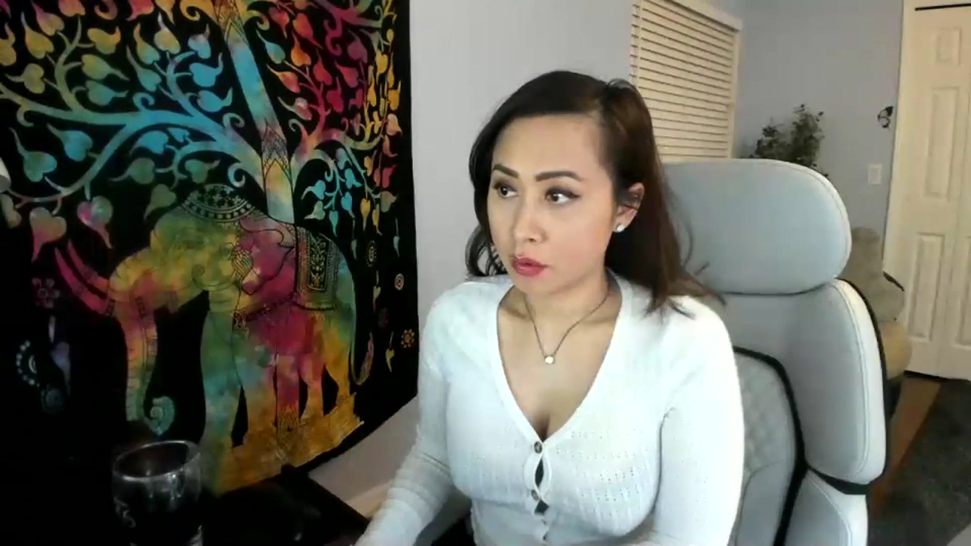 Gallery image thumbnail from Downloads's myfreecams stream on, 02/16/2024, 06:34 image 4 of 20
