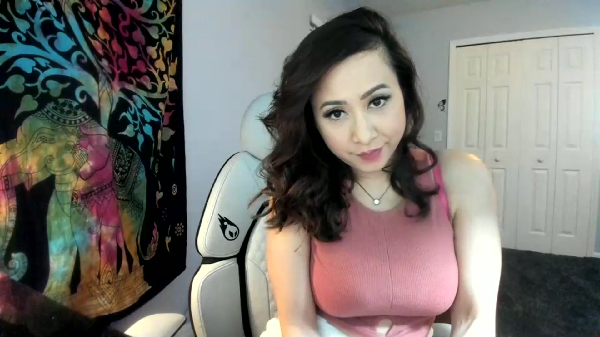 Gallery image thumbnail from Downloads's myfreecams stream on, 03/13/2024, 06:26 image 1 of 20