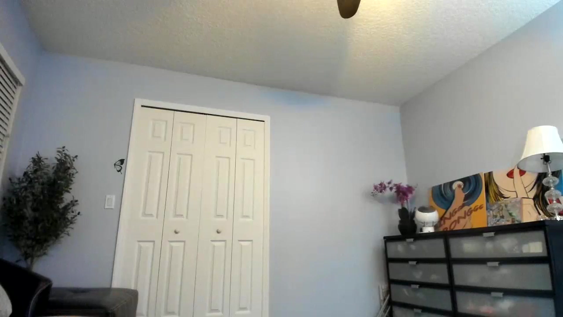 Gallery image thumbnail from Downloads's myfreecams stream on, 03/13/2024, 06:26 image 10 of 20