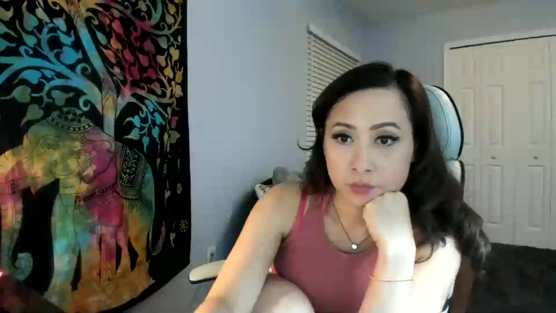 Gallery image thumbnail from Downloads's myfreecams stream on, 03/13/2024, 07:20 image 12 of 20